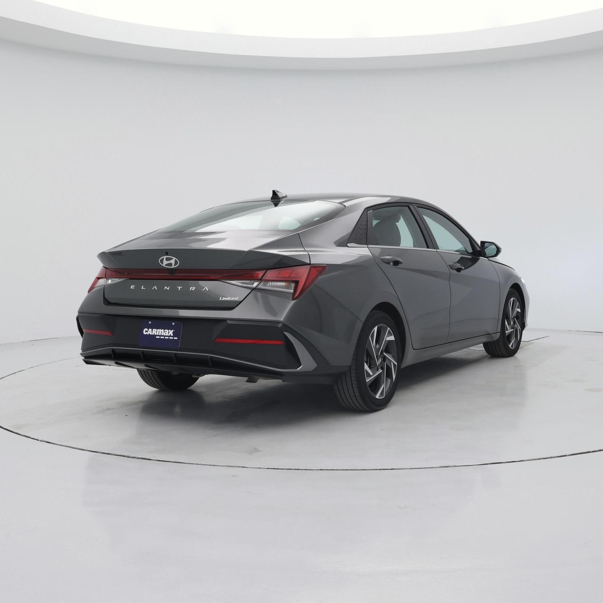 Thumbnail: 2025 Hyundai Elantra - 8