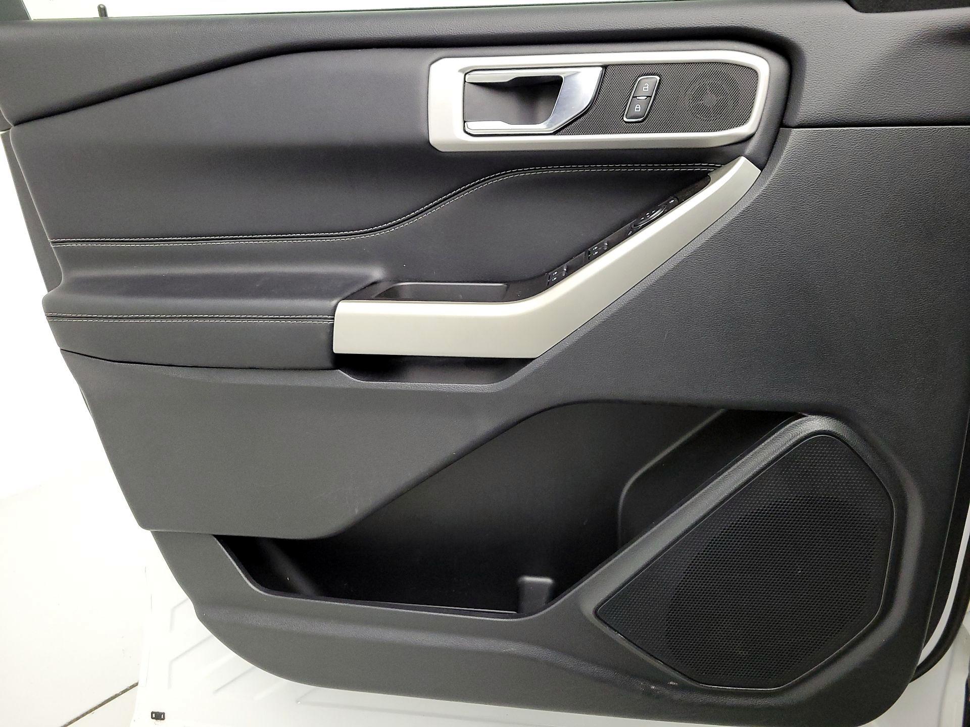 Thumbnail: 2022 Ford Explorer - 12