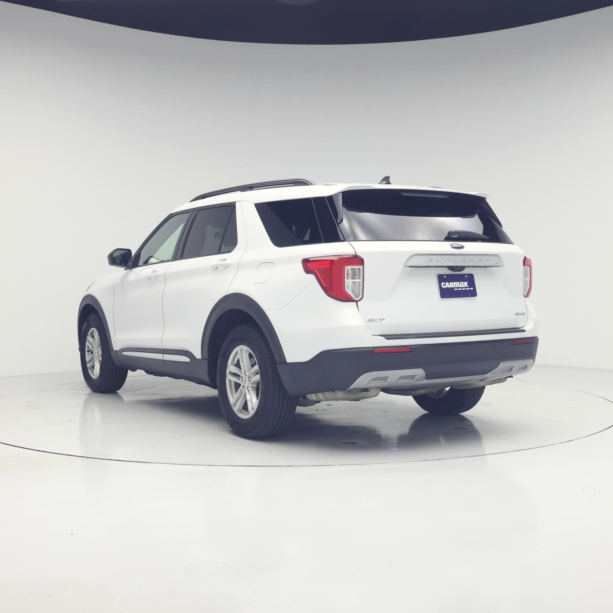 Thumbnail: 2022 Ford Explorer - 2