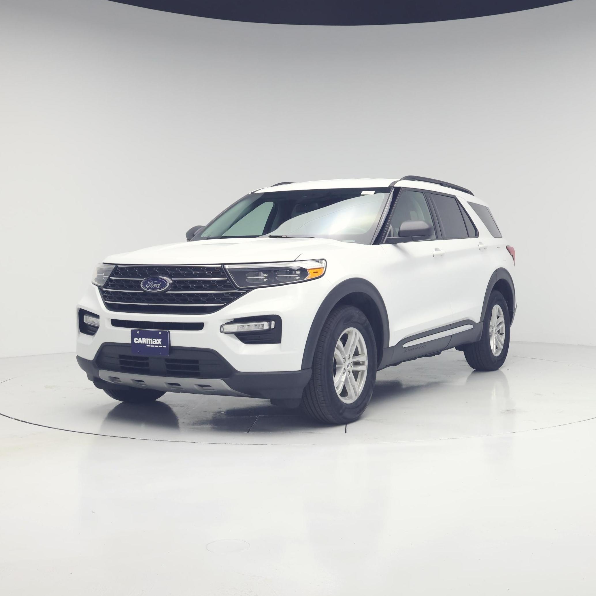 Thumbnail: 2022 Ford Explorer - 4