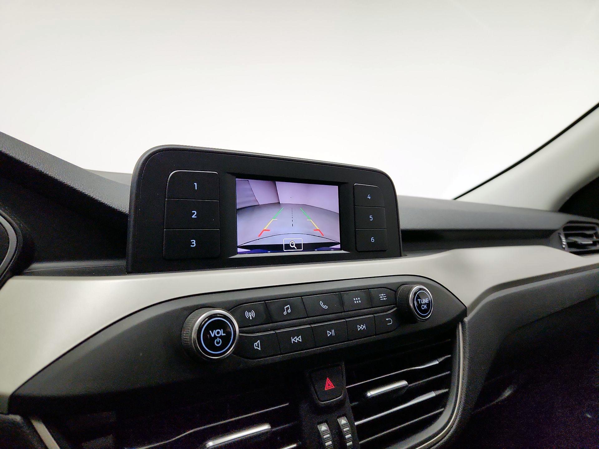 Thumbnail: 2022 Ford Escape - 14