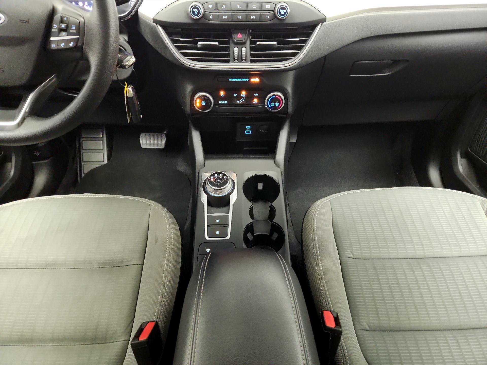 Thumbnail: 2022 Ford Escape - 17