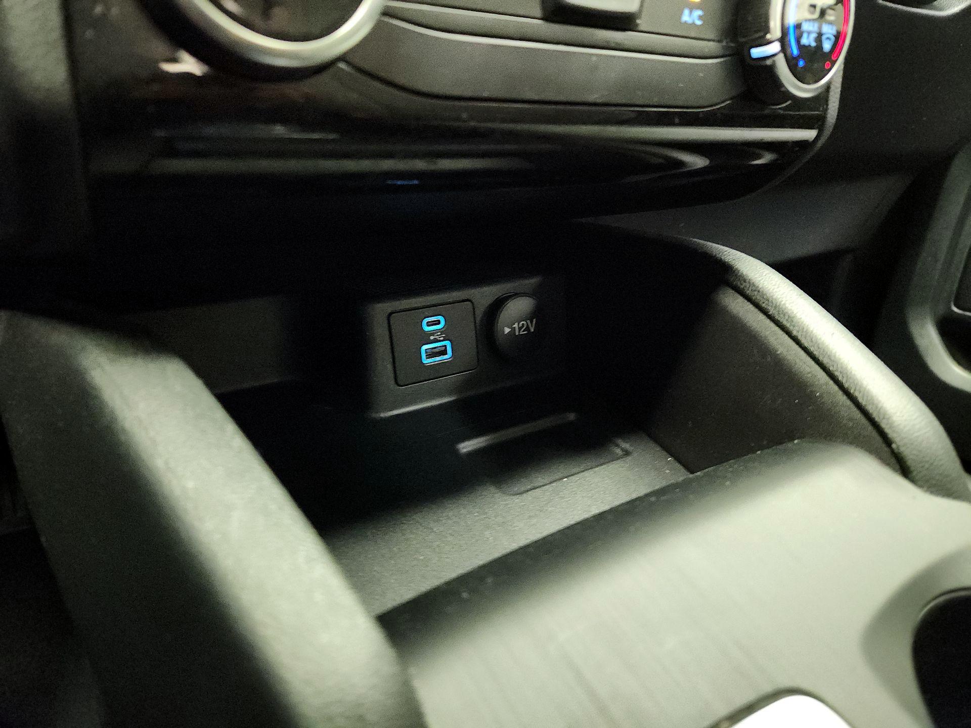 Thumbnail: 2022 Ford Escape - 18