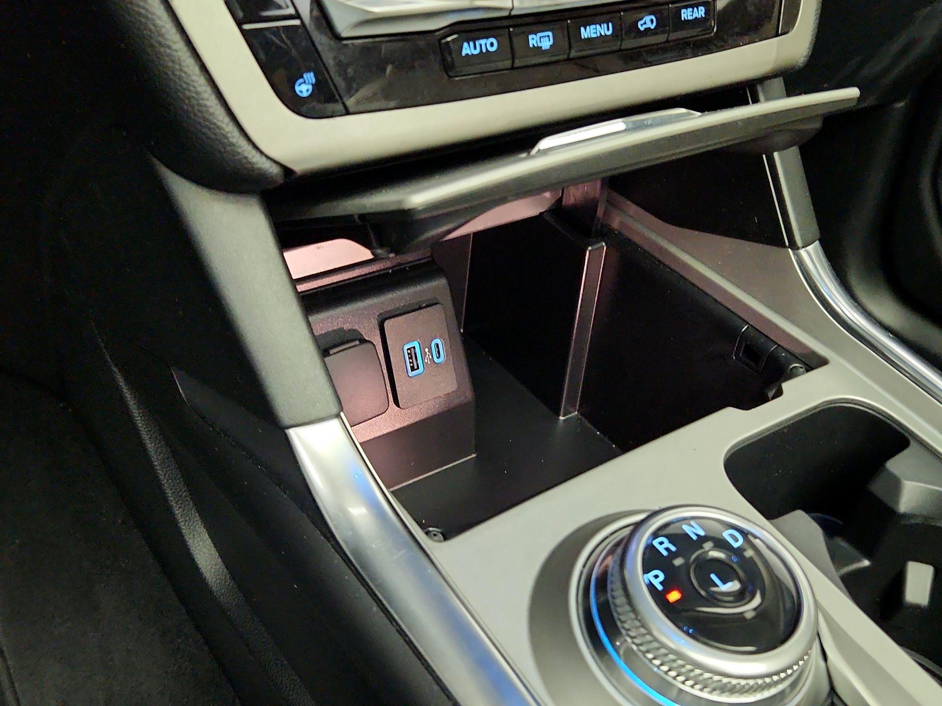 Thumbnail: 2023 Ford Explorer - 18