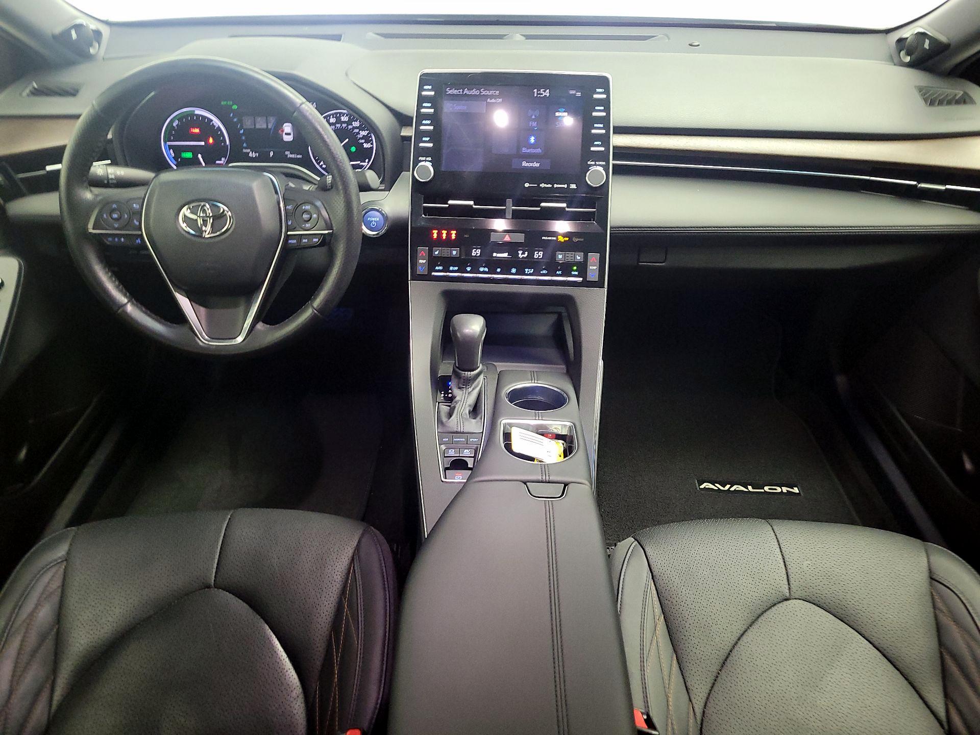 Thumbnail: 2021 Toyota Avalon - 9