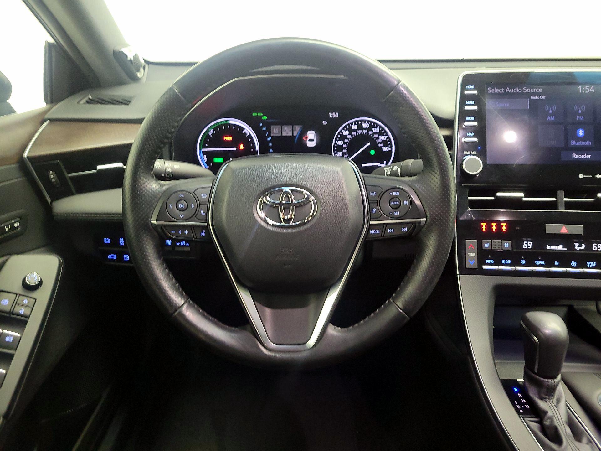 Thumbnail: 2021 Toyota Avalon - 10