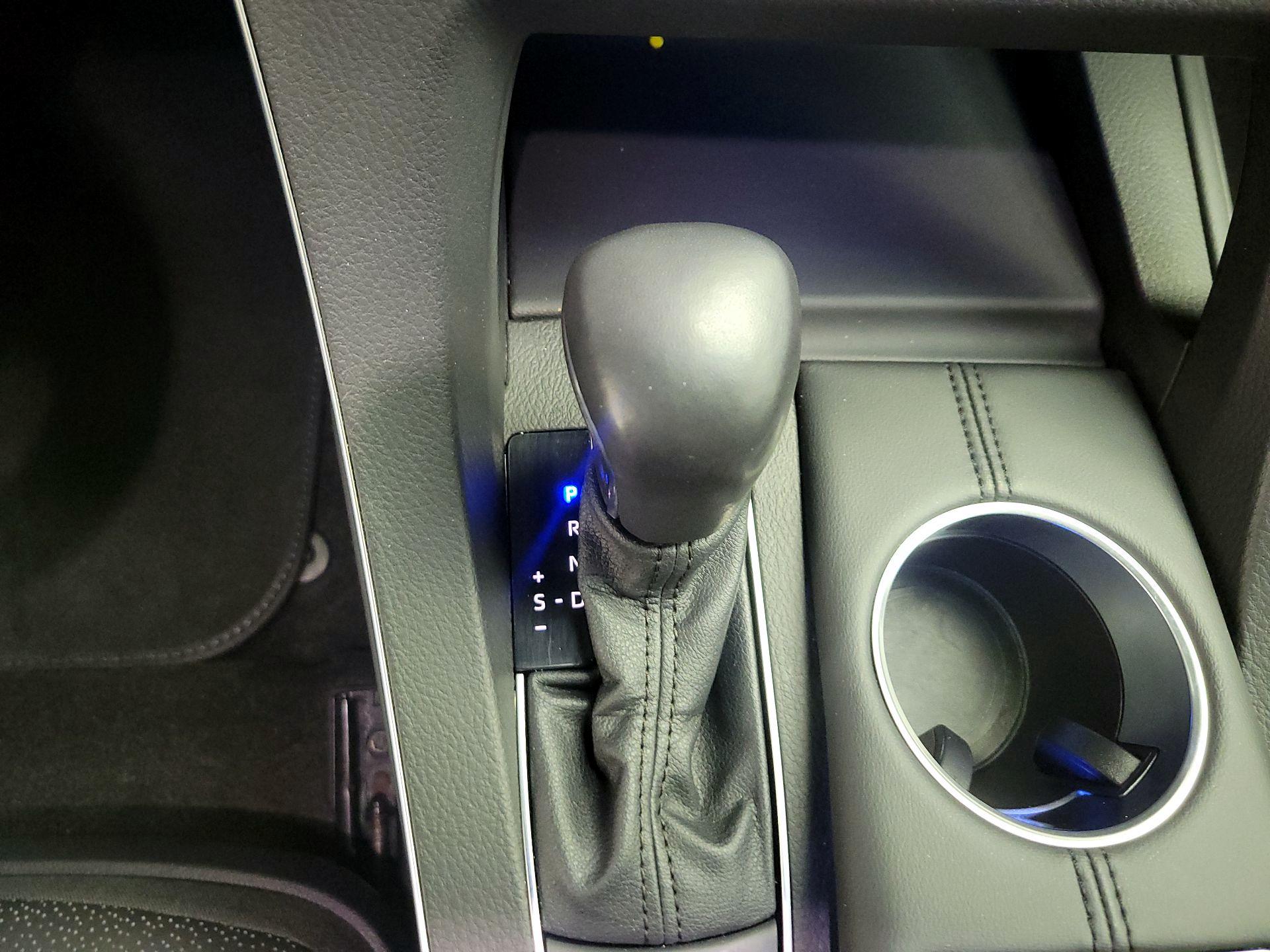 Thumbnail: 2021 Toyota Avalon - 15