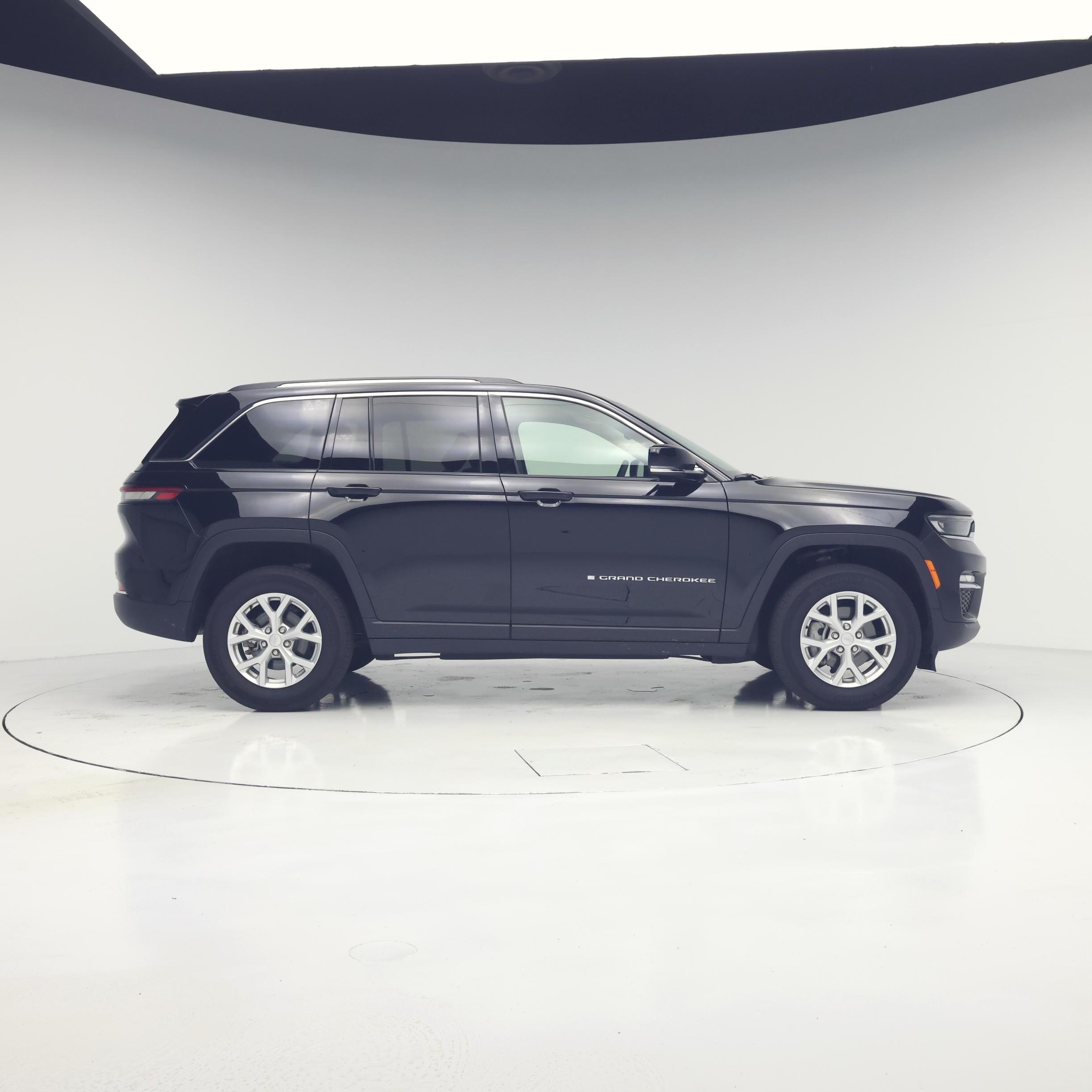 Thumbnail: 2024 Jeep Grand Cherokee - 7