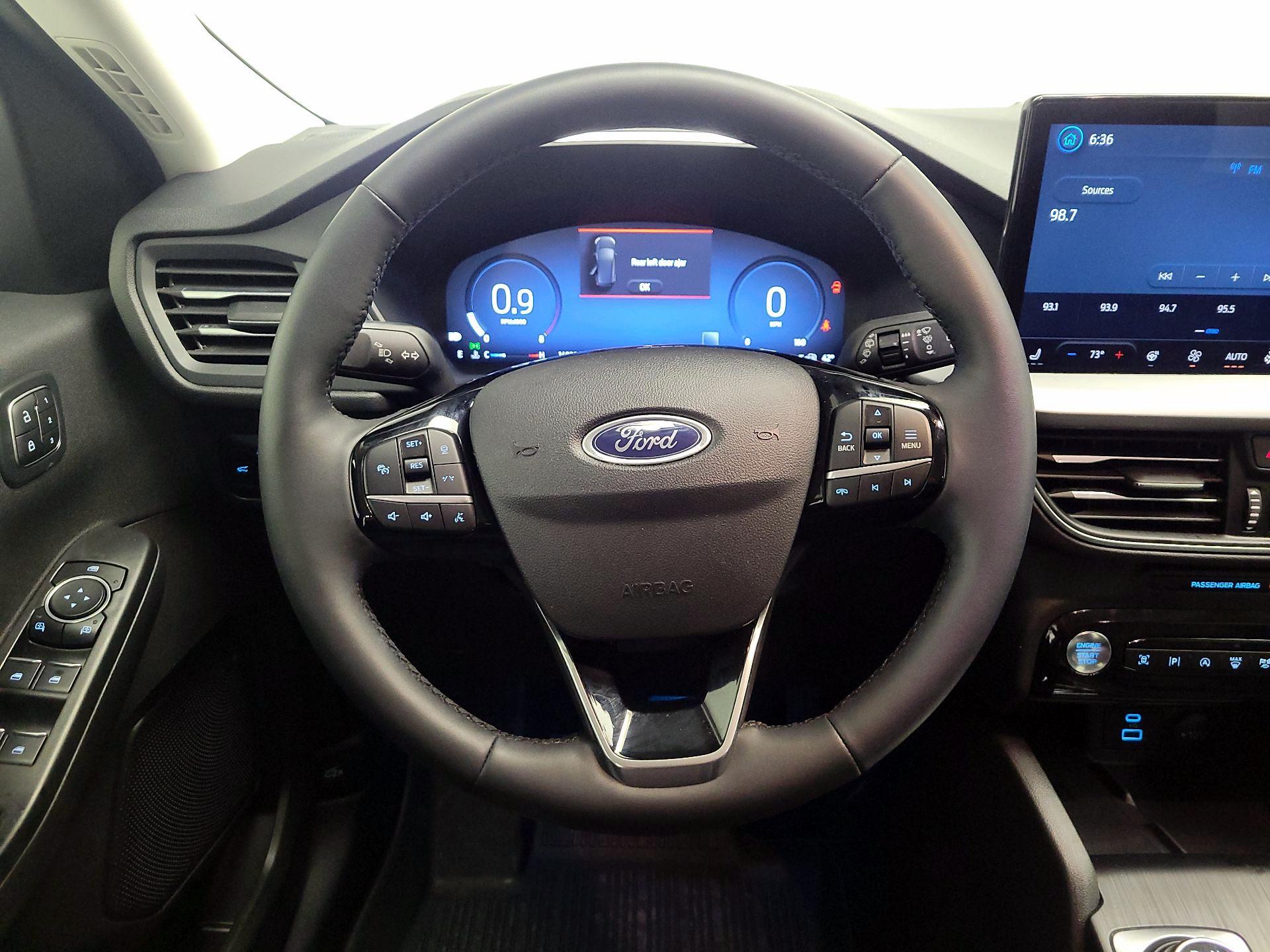 Thumbnail: 2023 Ford Escape - 10