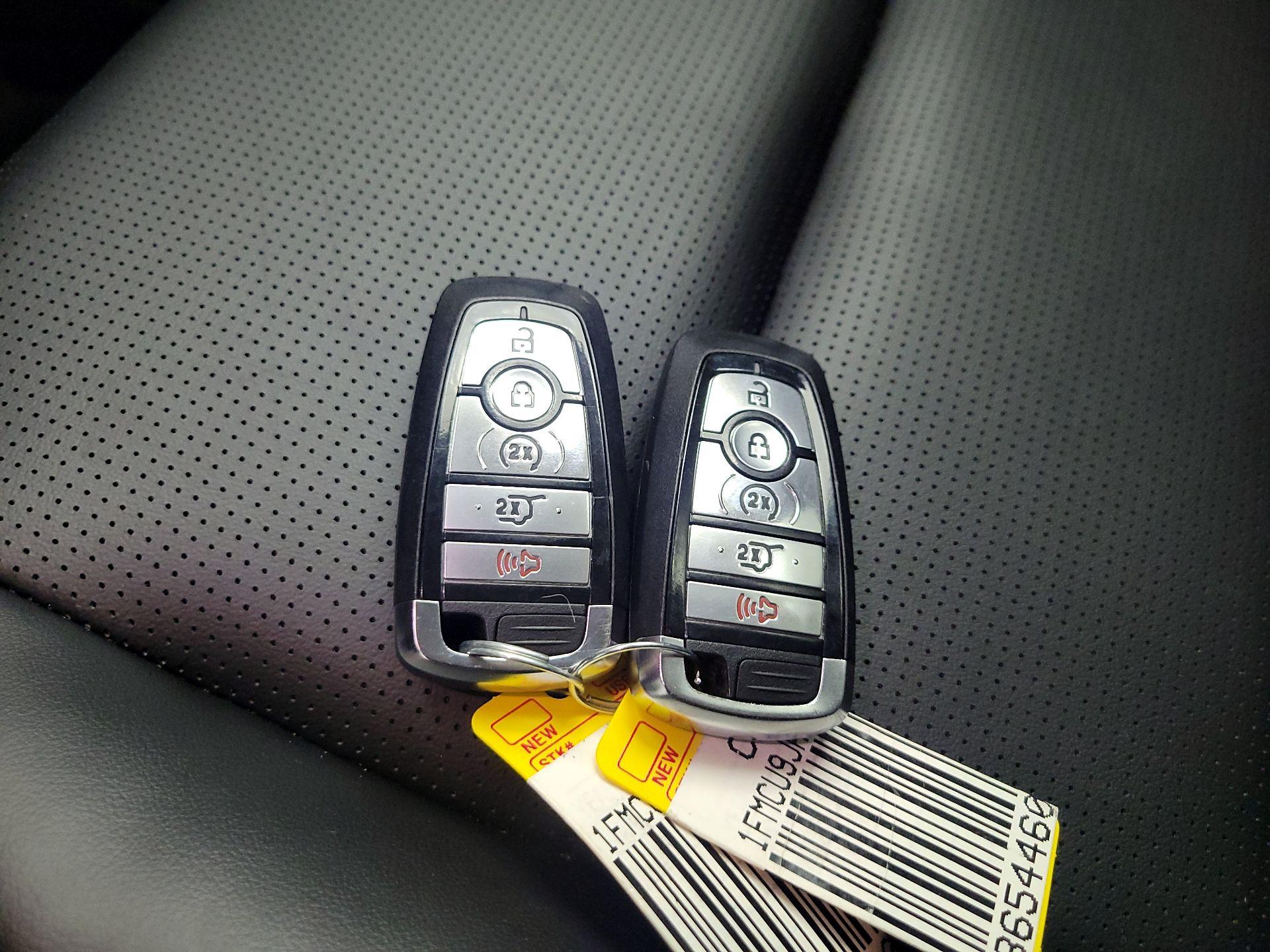 Thumbnail: 2023 Ford Escape - 18