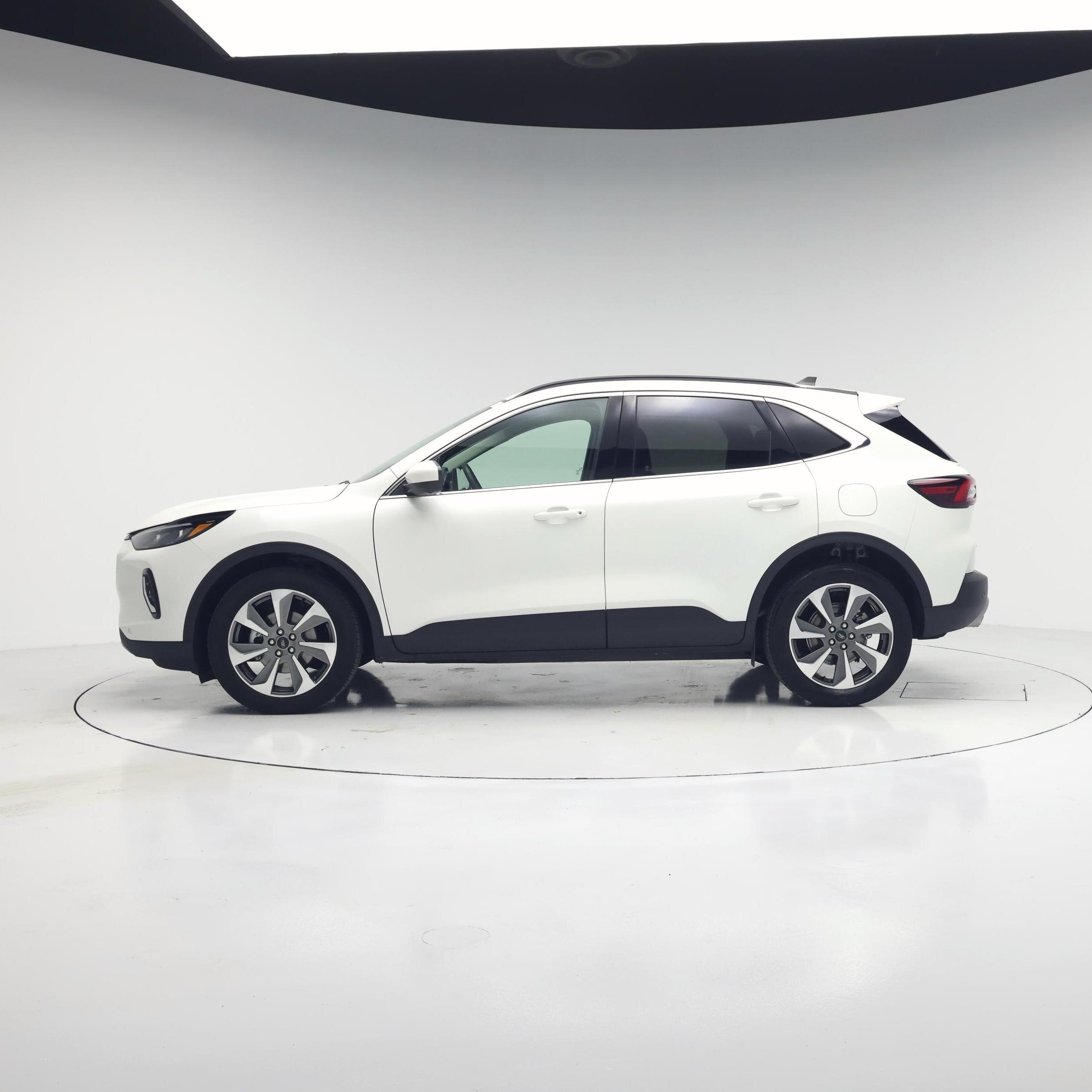 Thumbnail: 2023 Ford Escape - 3