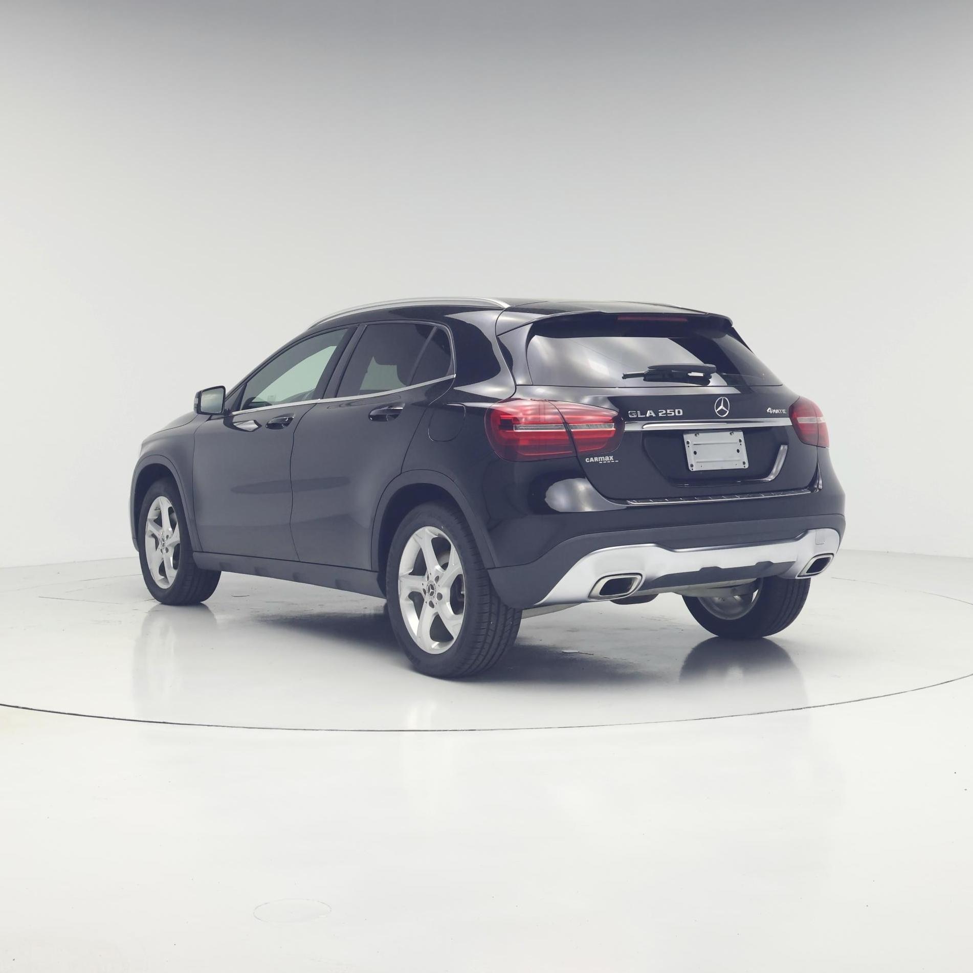 Thumbnail: 2020 Mercedes-Benz GLA - 2