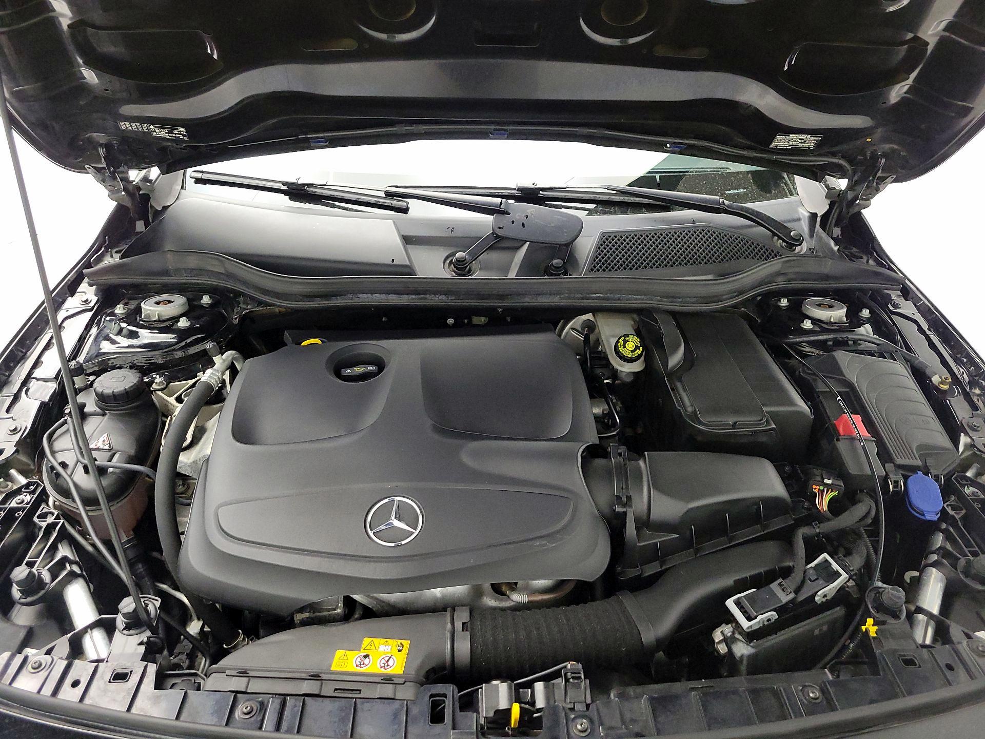 Thumbnail: 2020 Mercedes-Benz GLA - 19