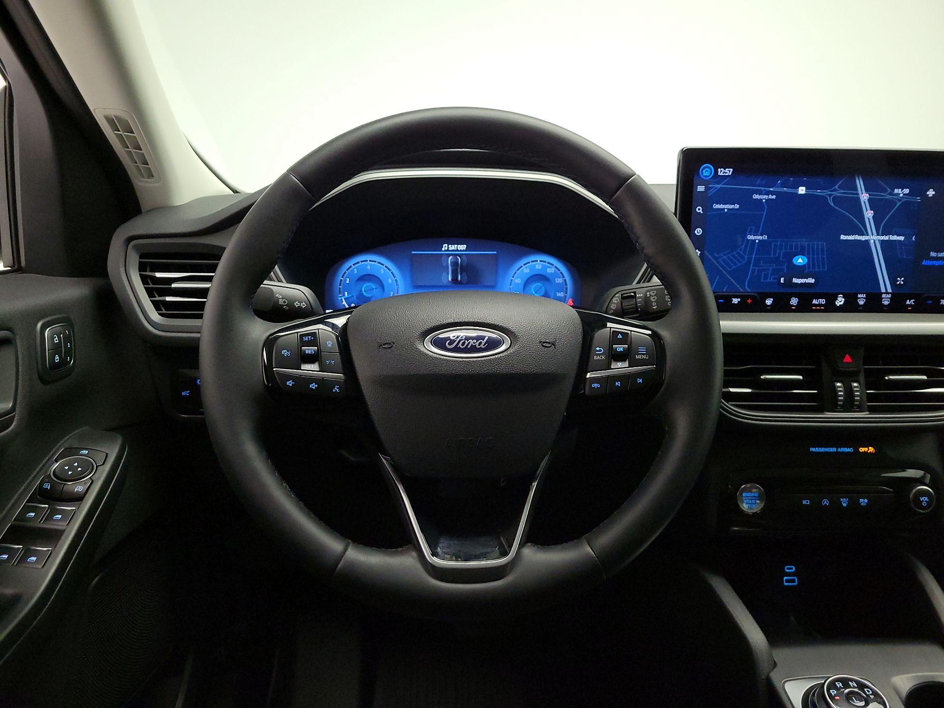 Thumbnail: 2023 Ford Escape - 10