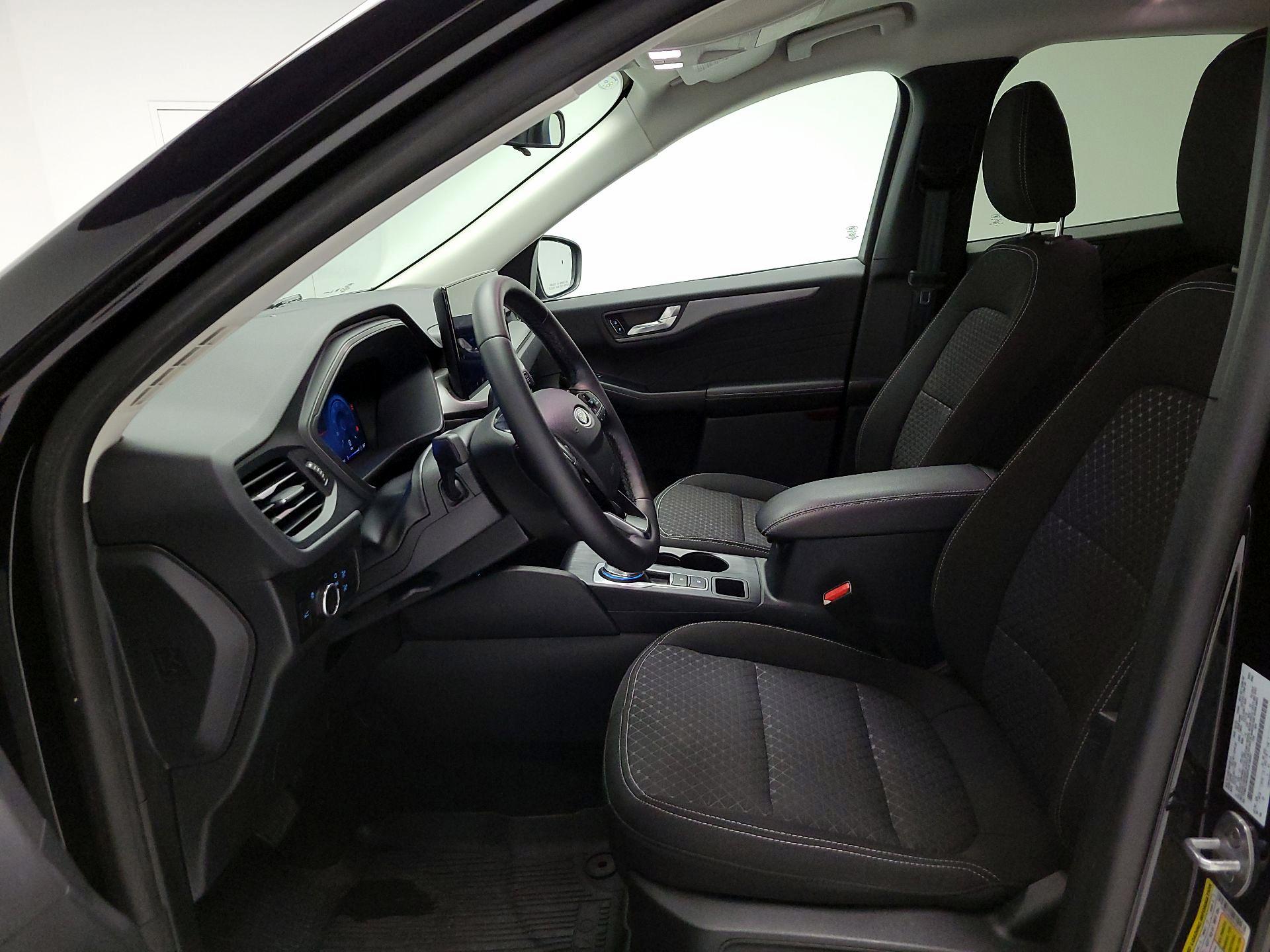 Thumbnail: 2023 Ford Escape - 11