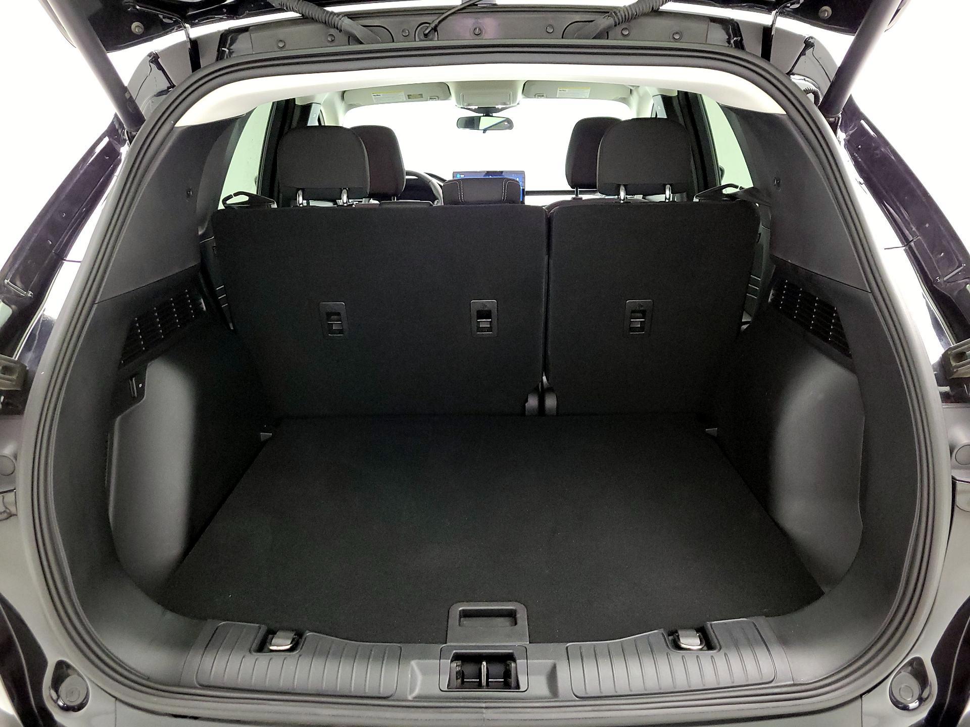 Thumbnail: 2023 Ford Escape - 20