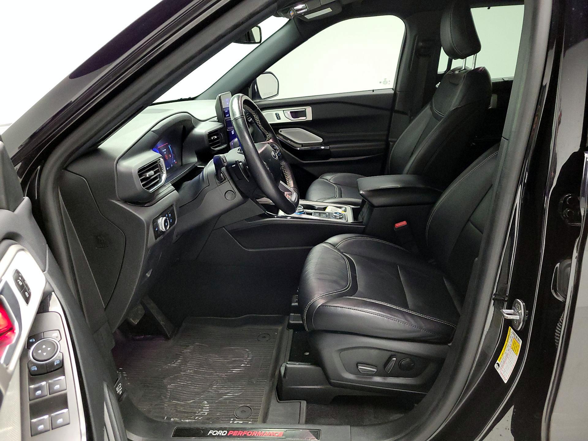 Thumbnail: 2023 Ford Explorer - 11