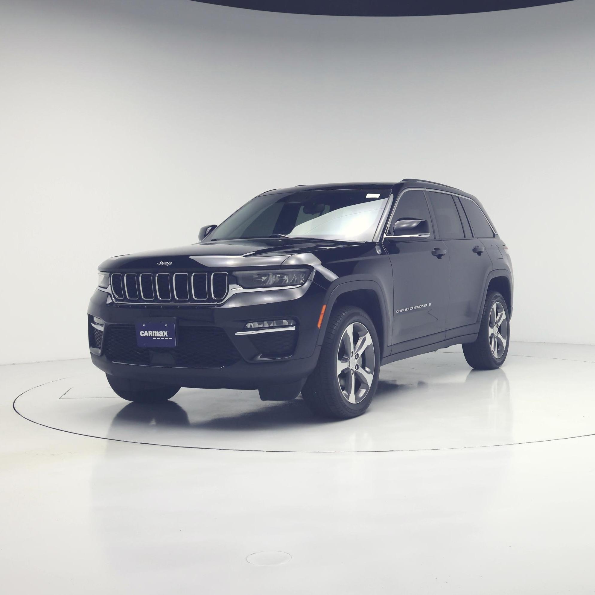 Thumbnail: 2023 Jeep Grand Cherokee - 4