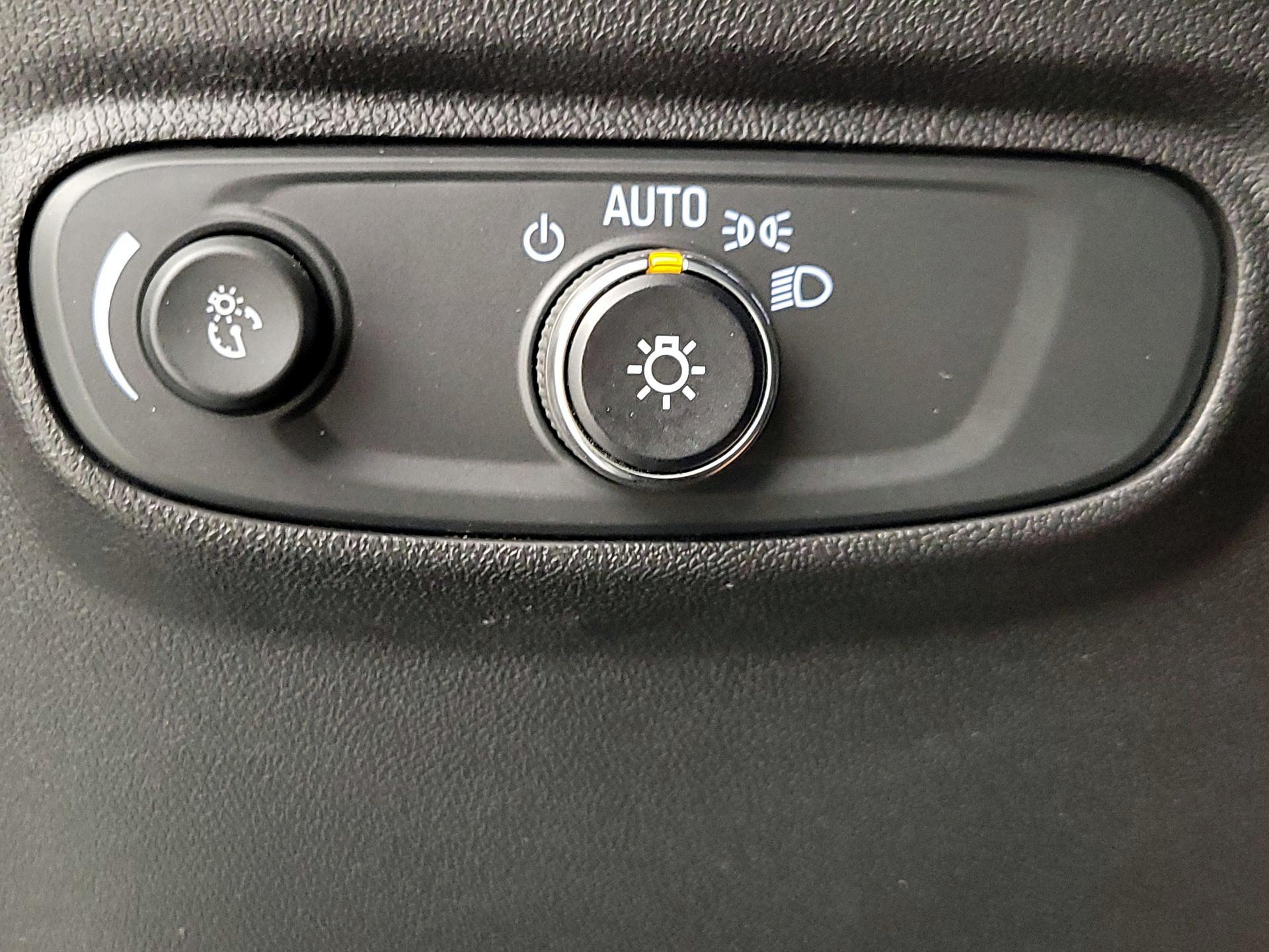 Thumbnail: 2024 Chevrolet Equinox - 13