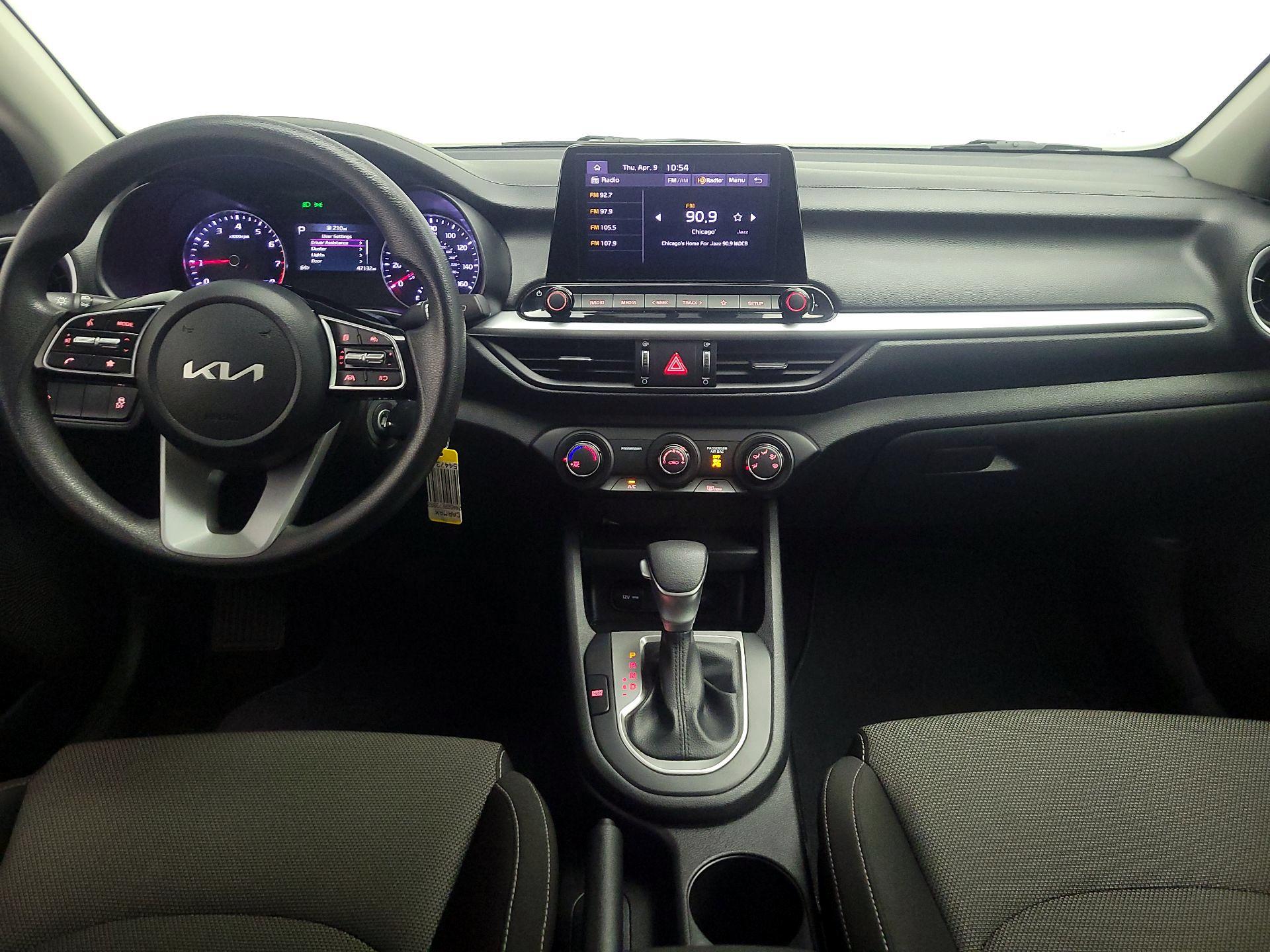 Thumbnail: 2024 Kia Forte - 9