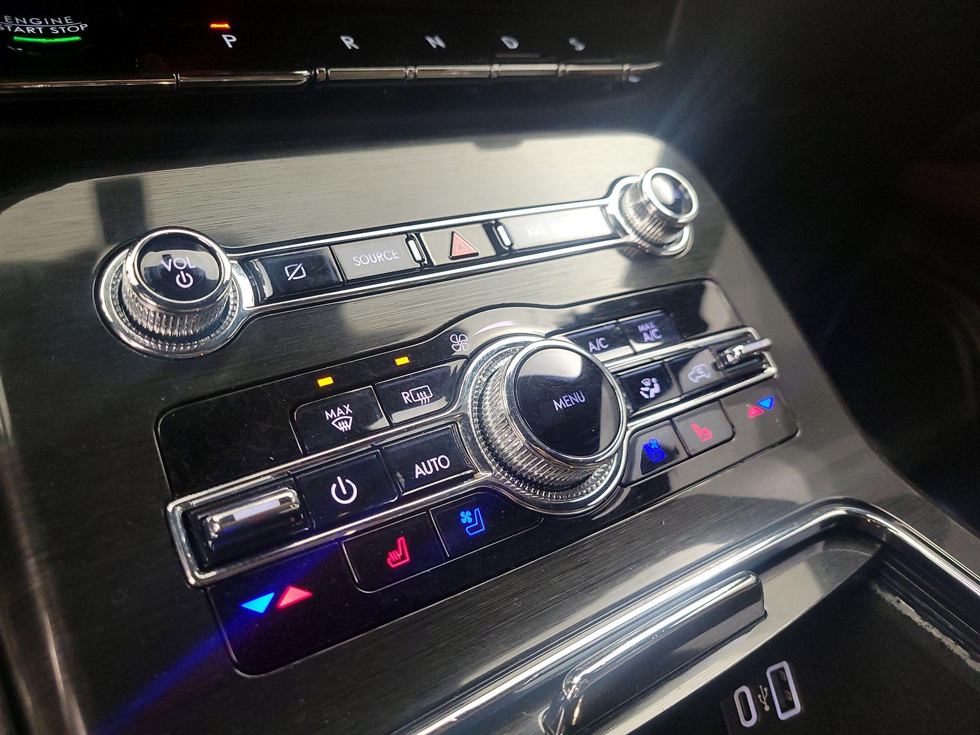 Thumbnail: 2023 Lincoln Nautilus - 17