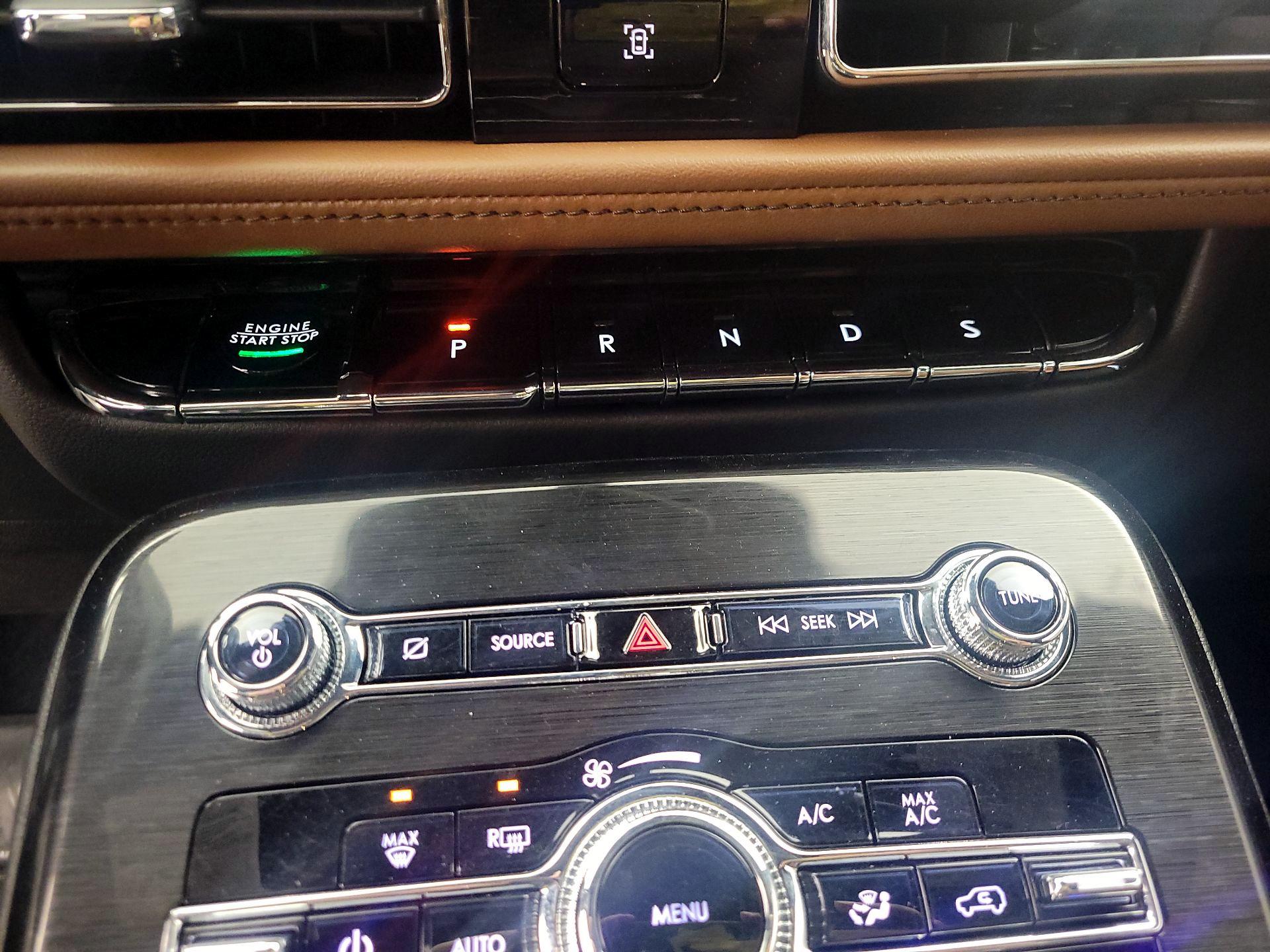 Thumbnail: 2023 Lincoln Nautilus - 18