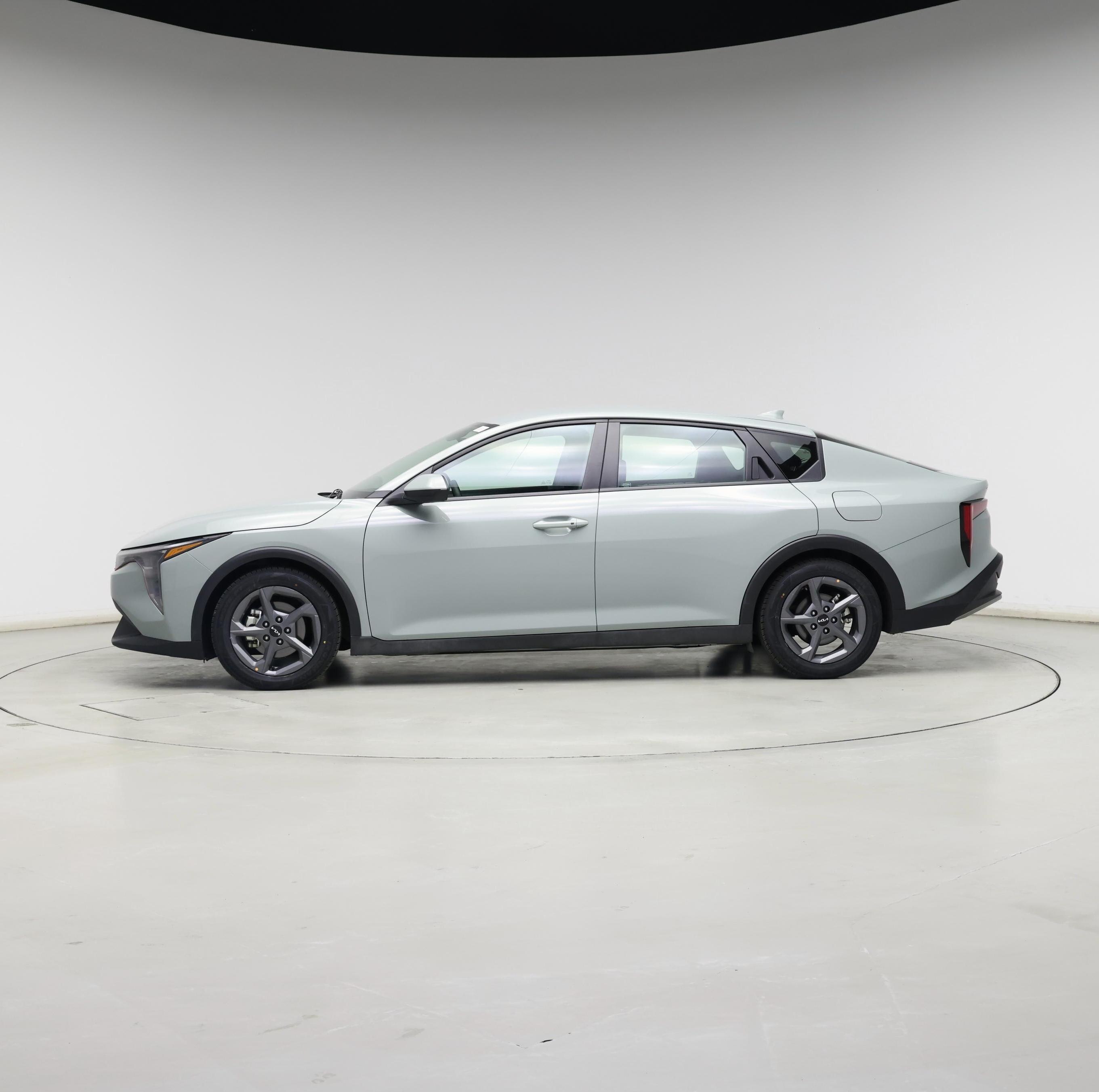 Thumbnail: 2025 Kia K4 - 3