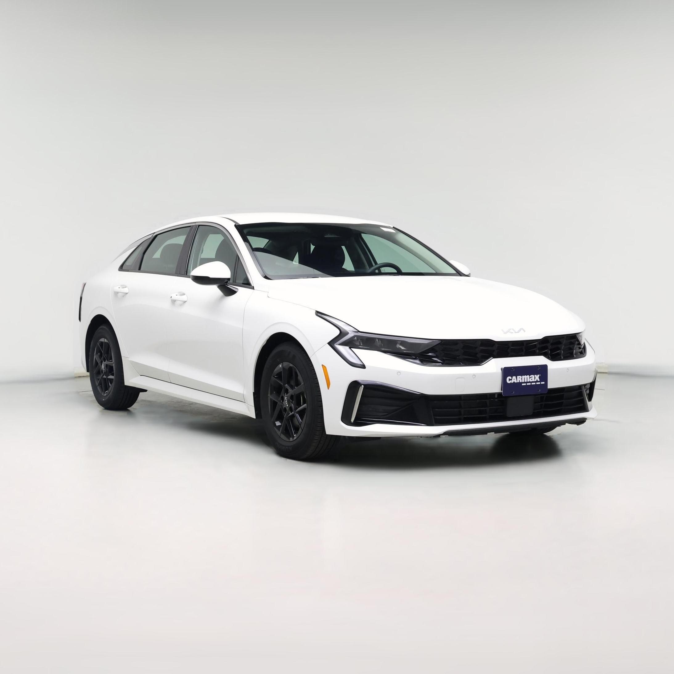 Thumbnail: 2025 Kia K5 - 1