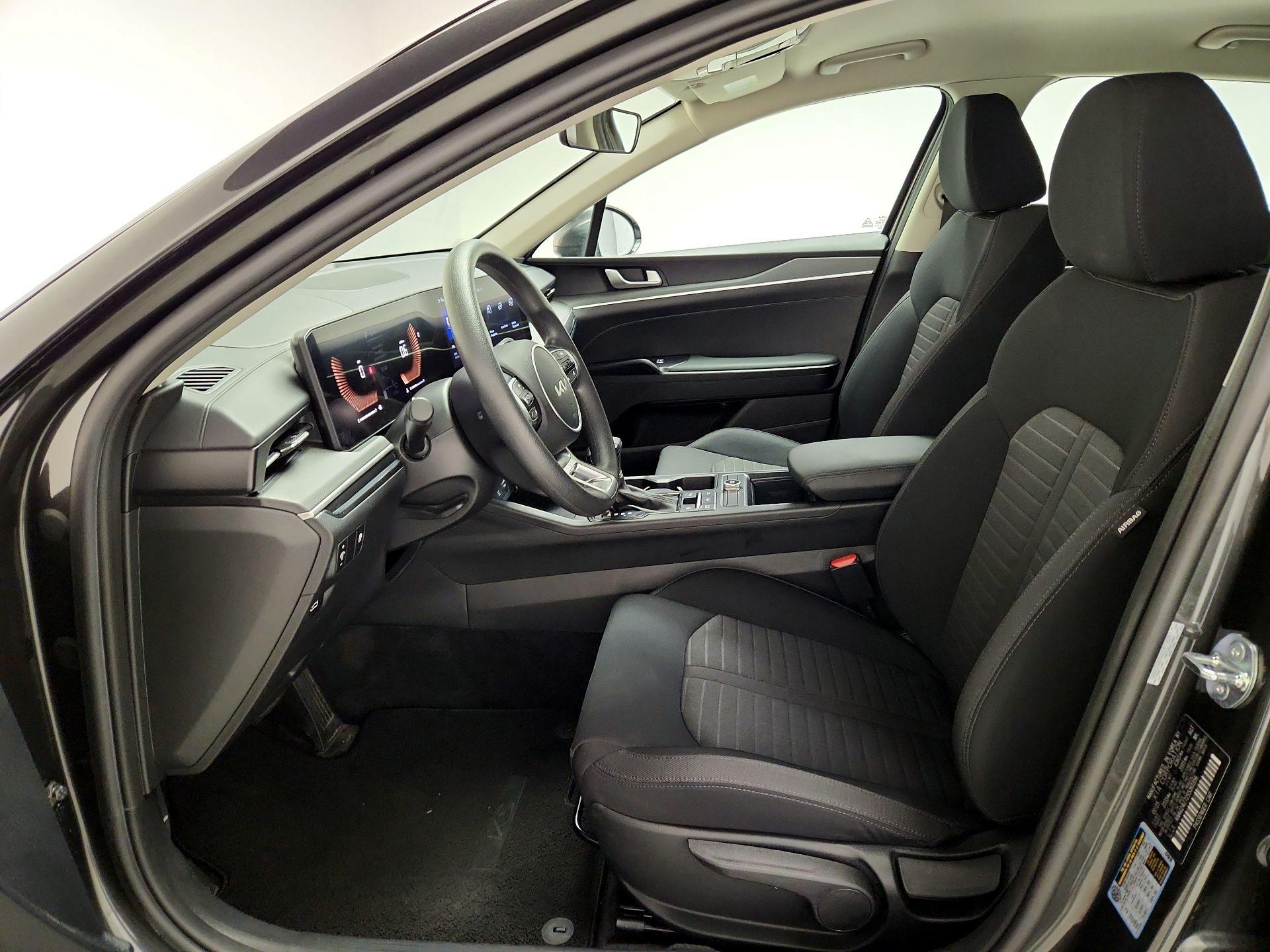 Thumbnail: 2025 Kia K5 - 11