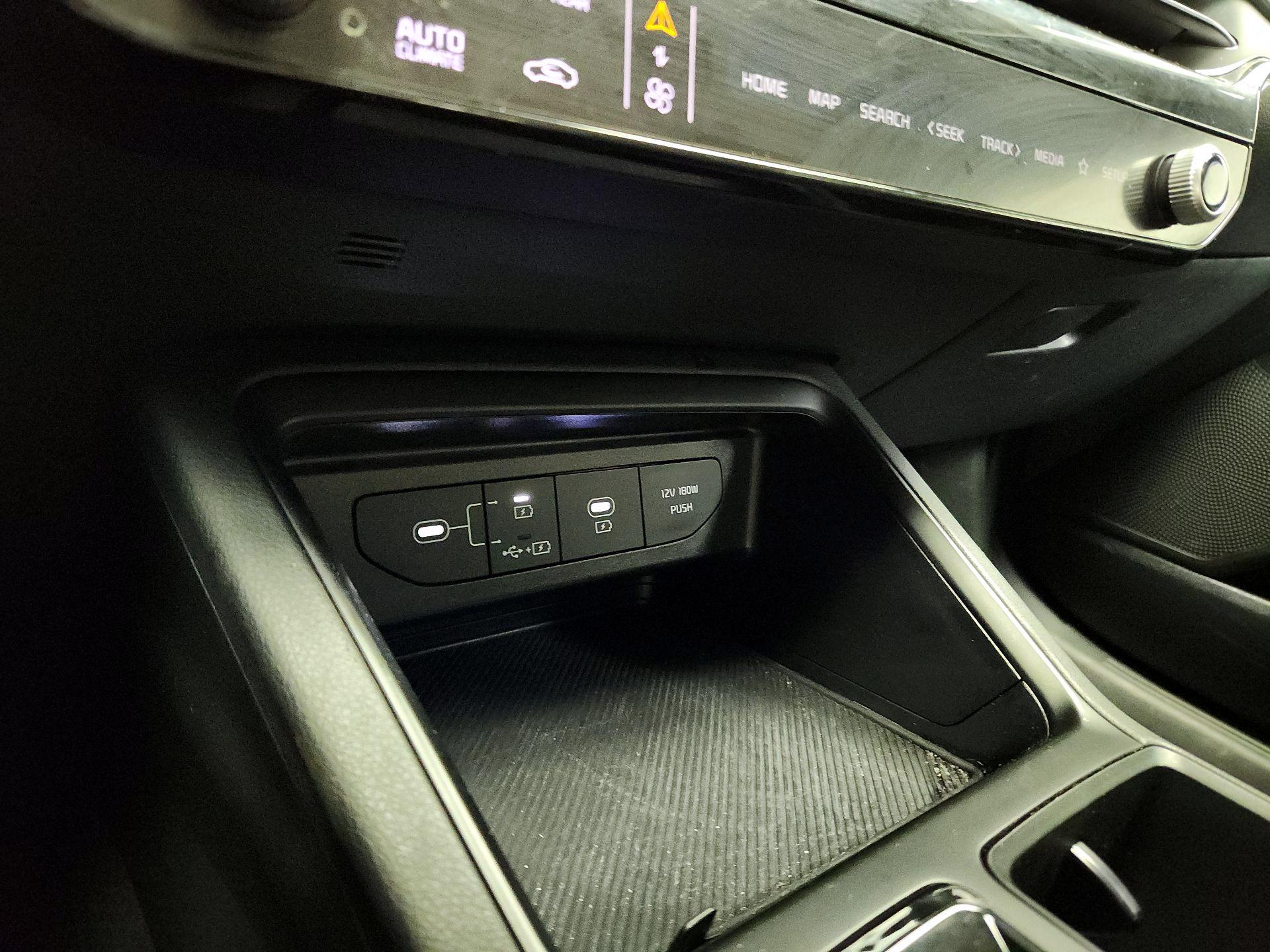 Thumbnail: 2025 Kia K5 - 18