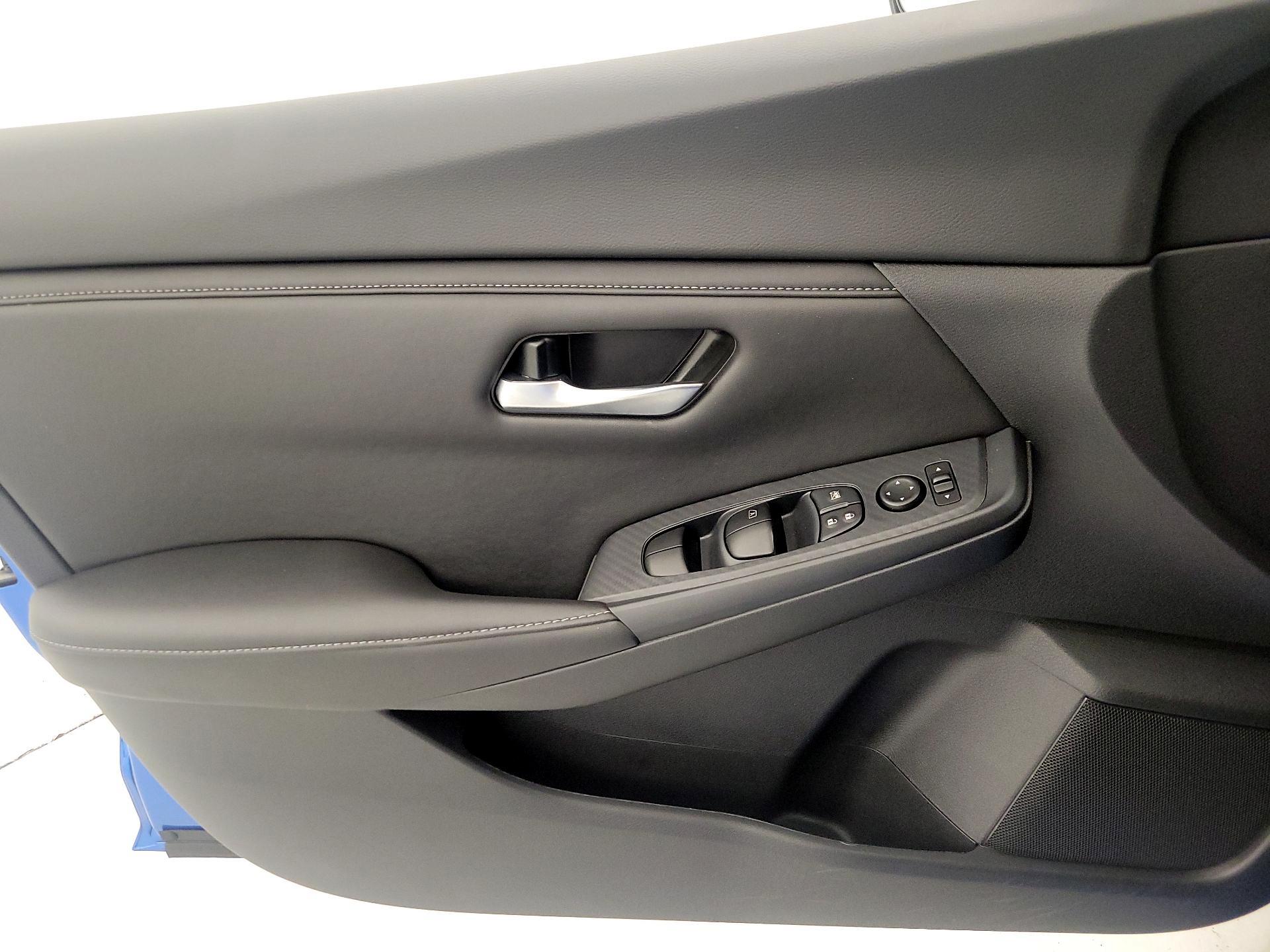 Thumbnail: 2025 Nissan Sentra - 12