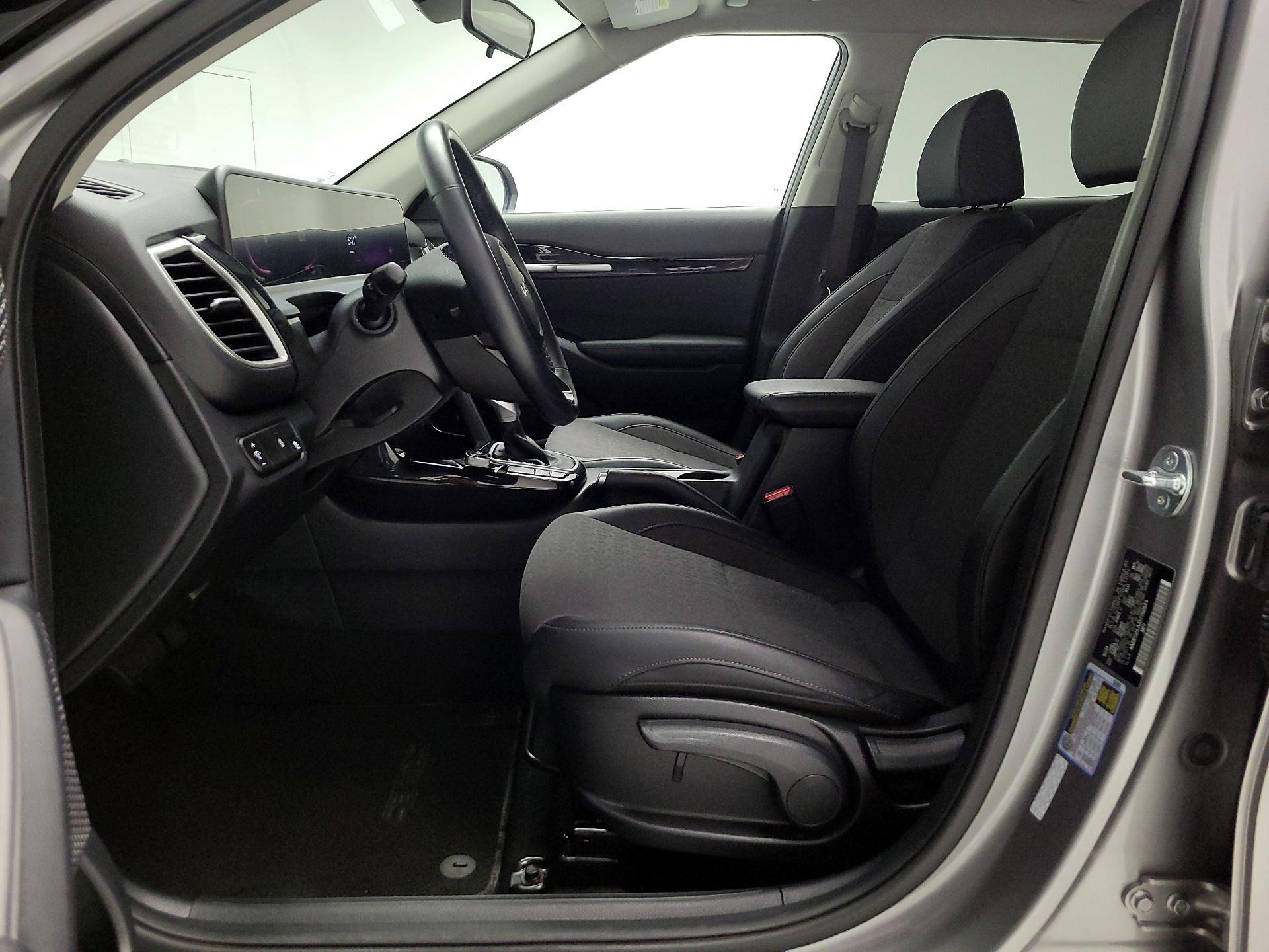 Thumbnail: 2025 Kia Seltos - 11