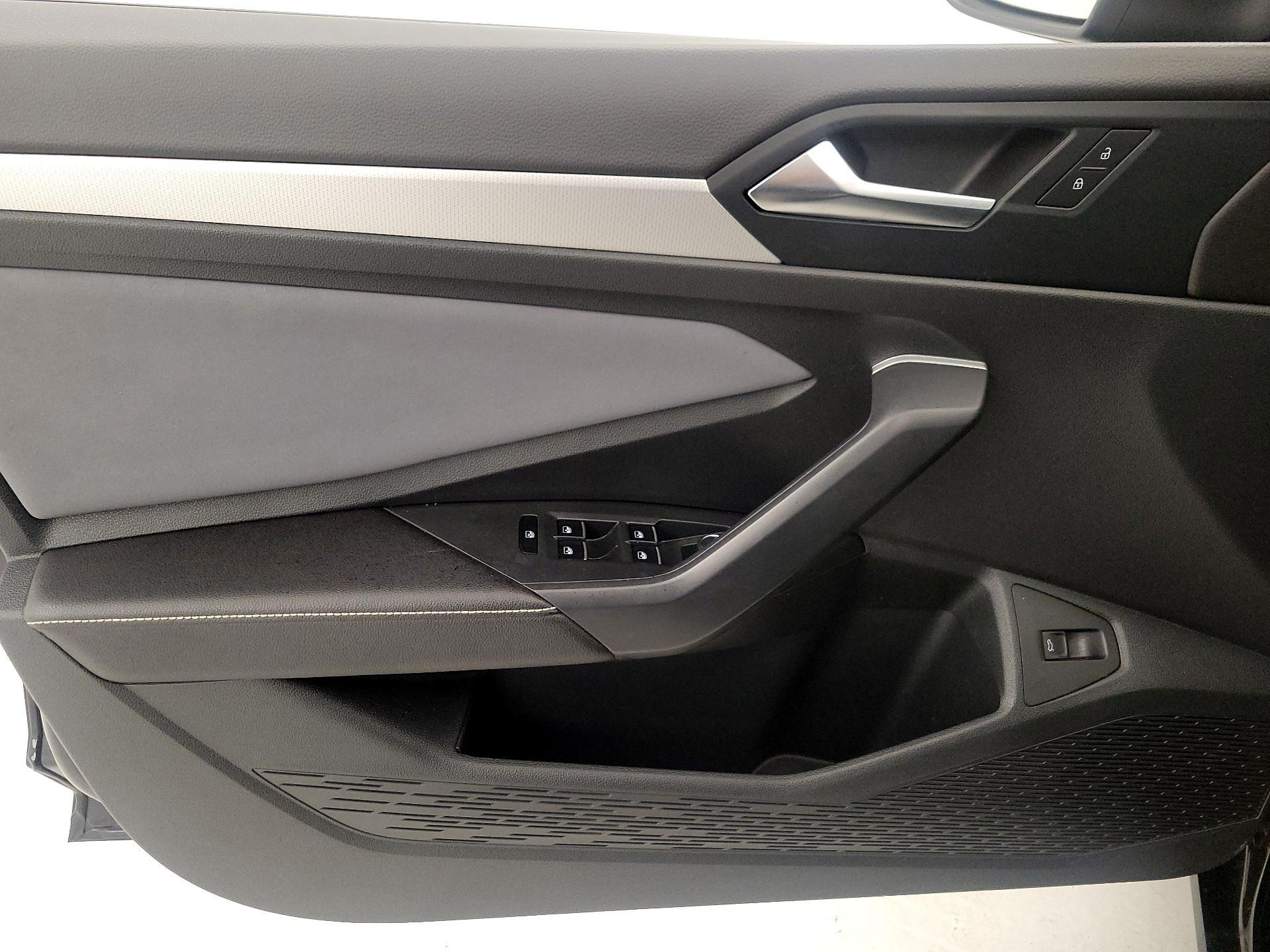 Thumbnail: 2025 Volkswagen Jetta - 12