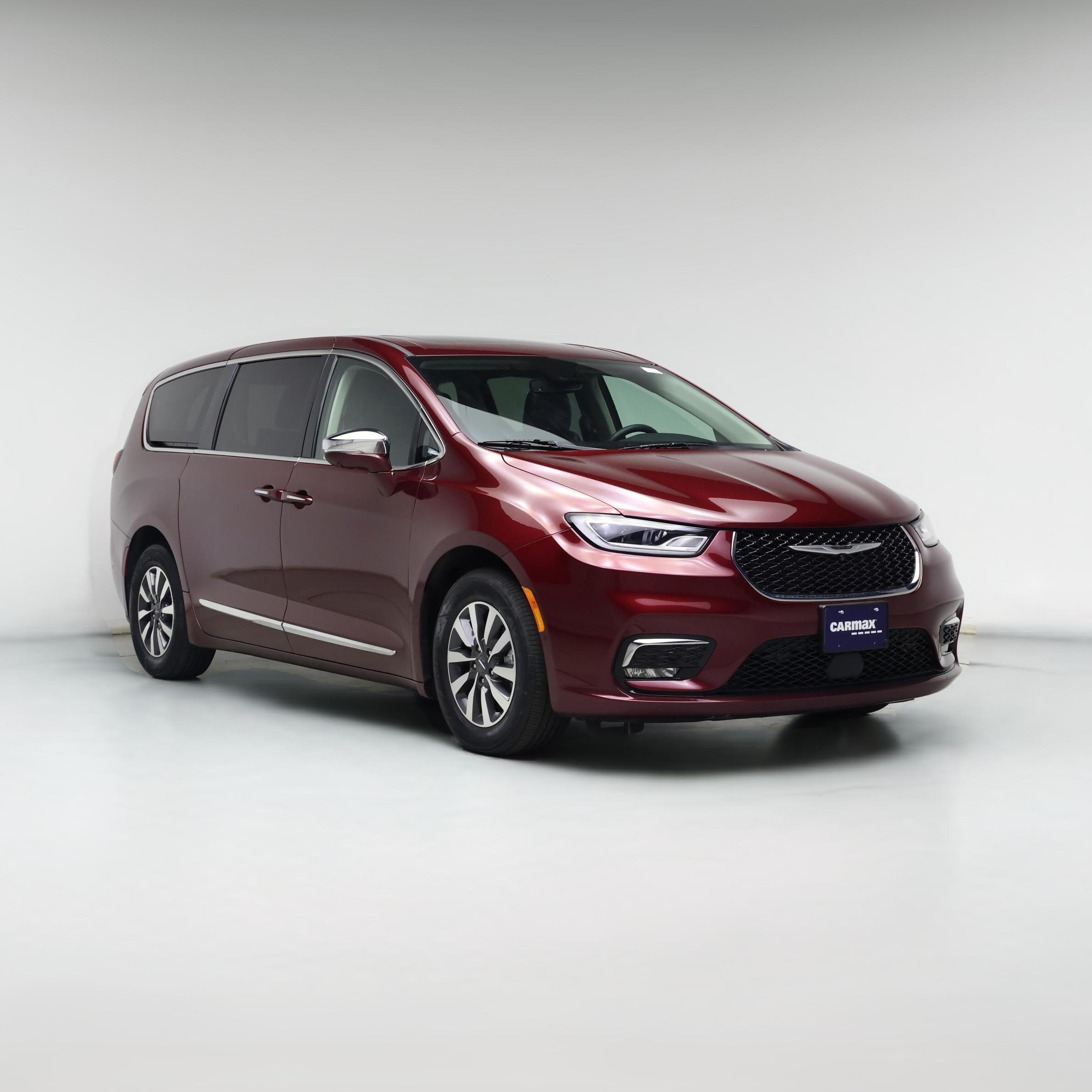Thumbnail: 2022 Chrysler Pacifica - 1