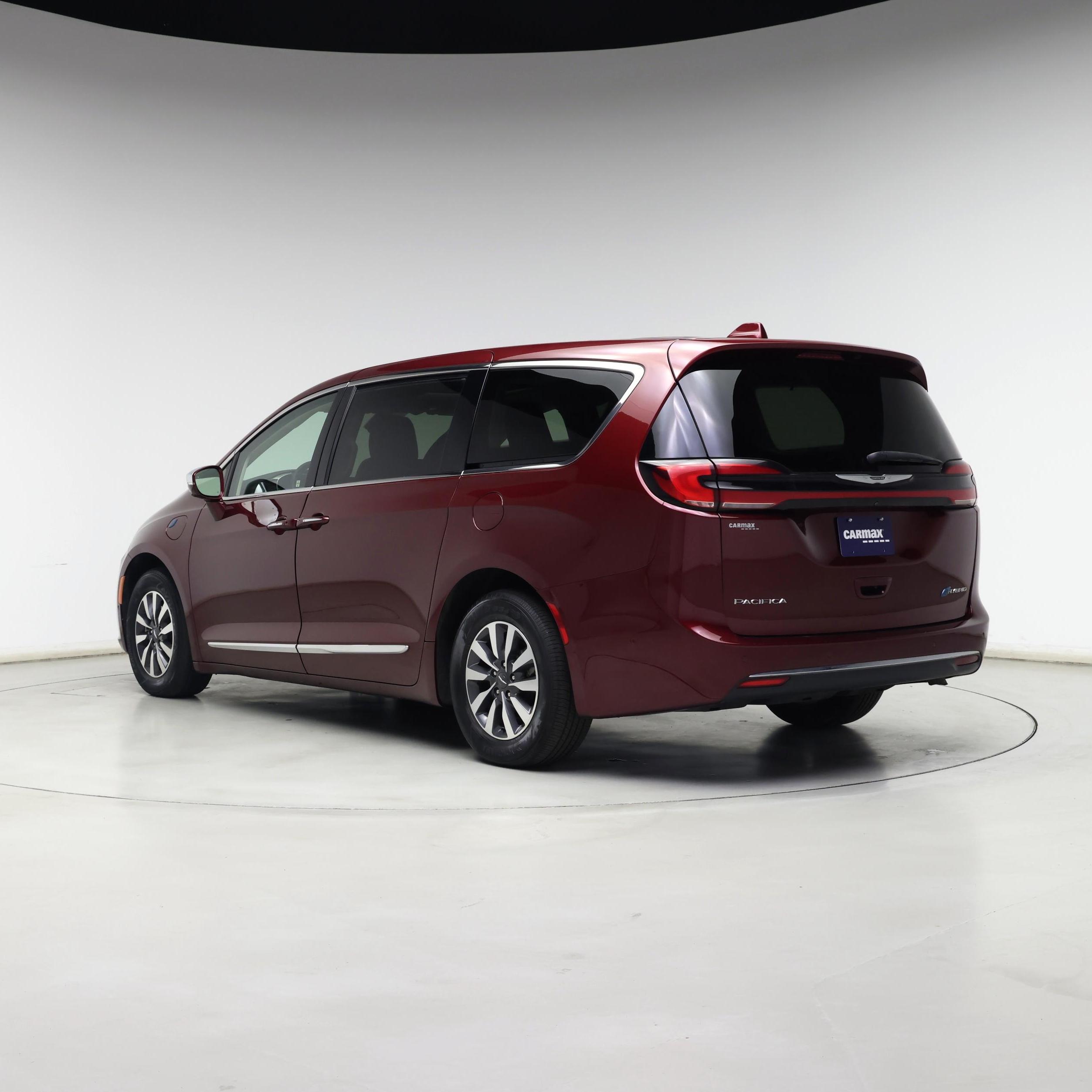Thumbnail: 2022 Chrysler Pacifica - 2