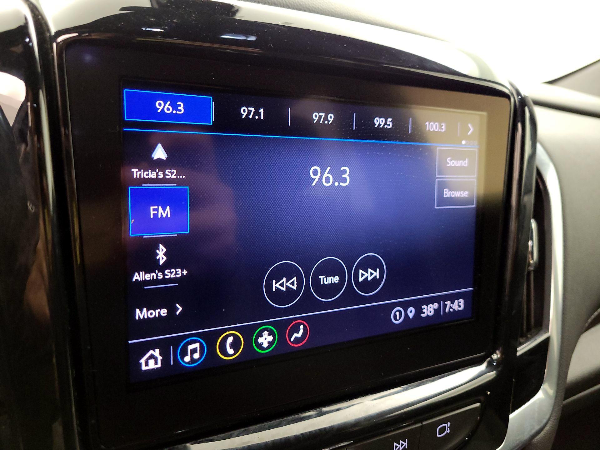 Thumbnail: 2022 Chevrolet Traverse - 15