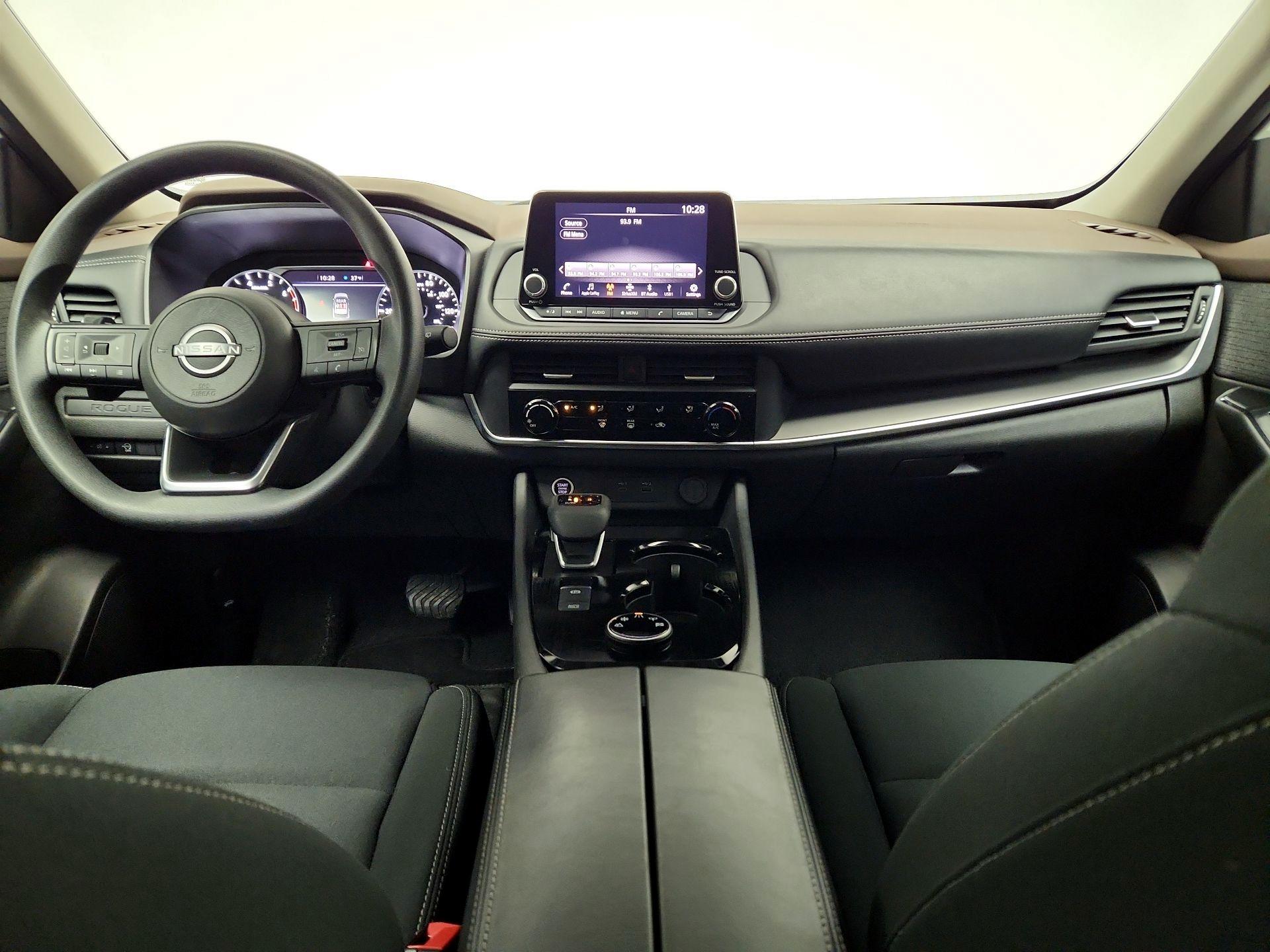 Thumbnail: 2023 Nissan Rogue - 9