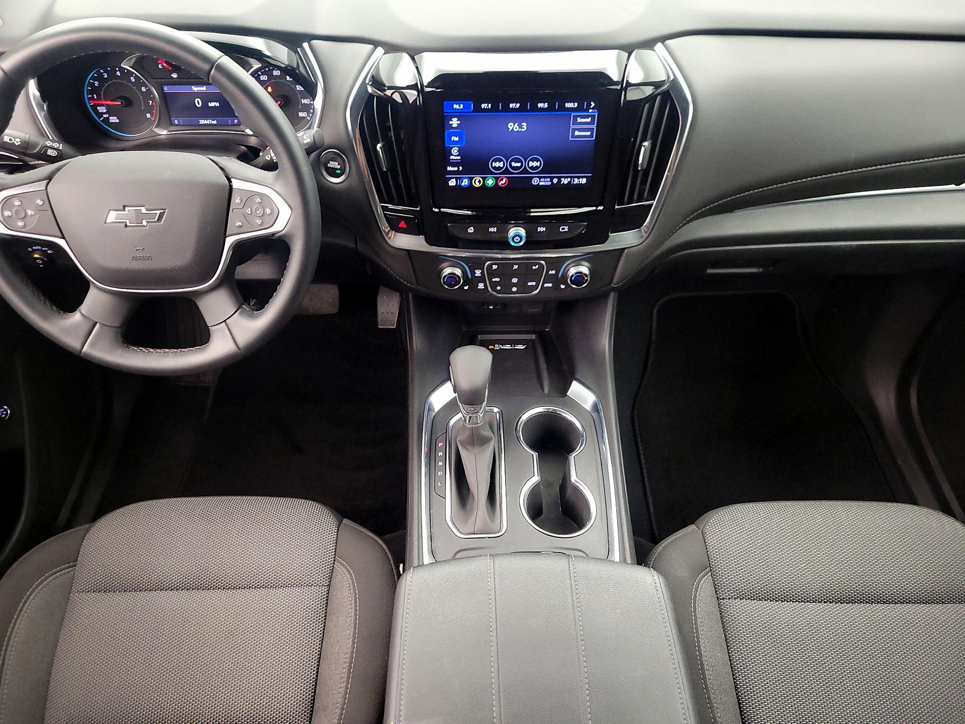 Thumbnail: 2023 Chevrolet Traverse - 9