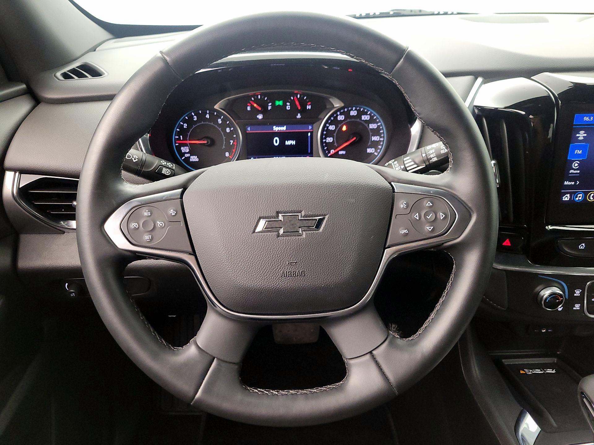 Thumbnail: 2023 Chevrolet Traverse - 10