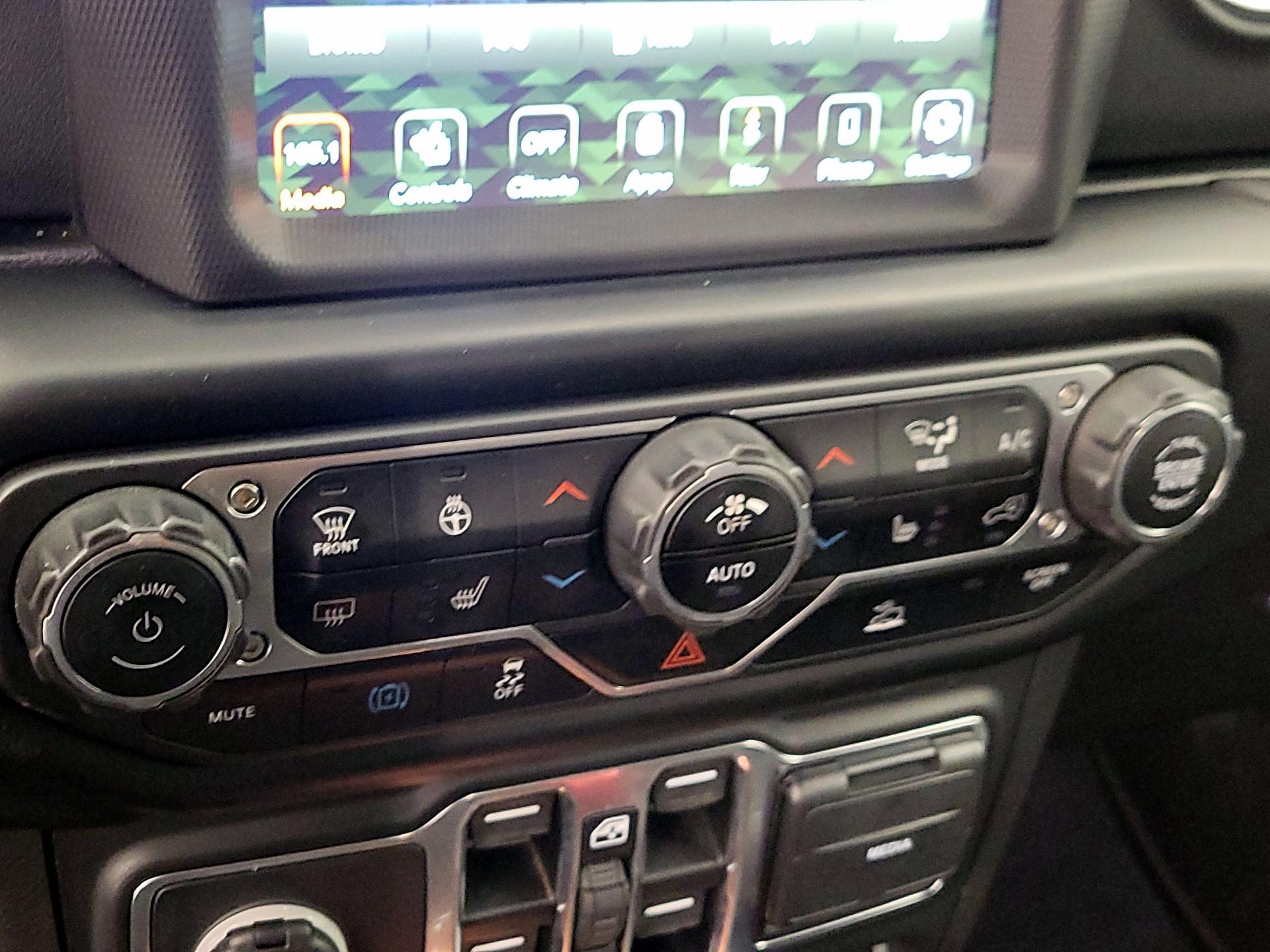 Thumbnail: 2021 Jeep Wrangler - 16