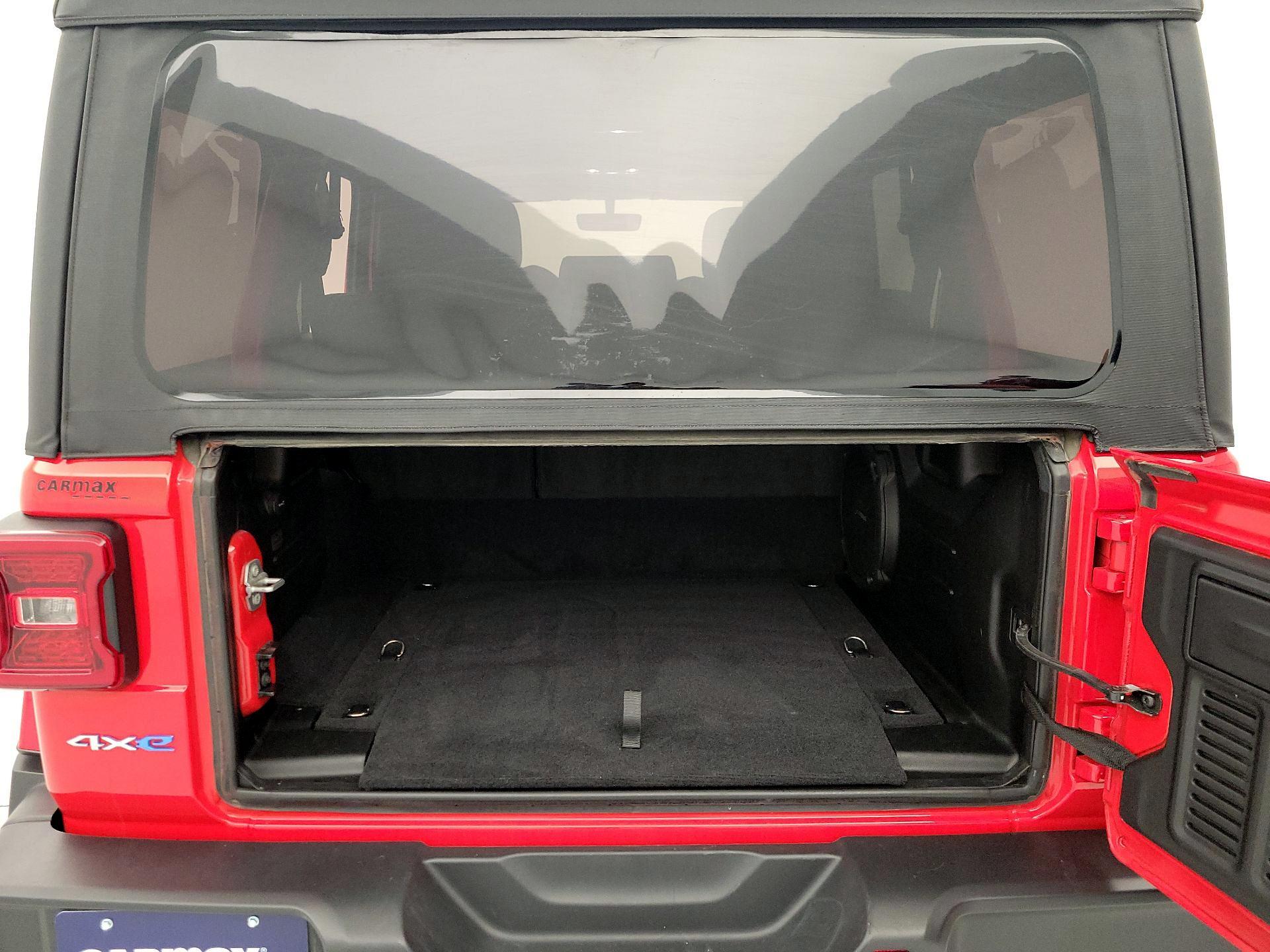 Thumbnail: 2021 Jeep Wrangler - 20