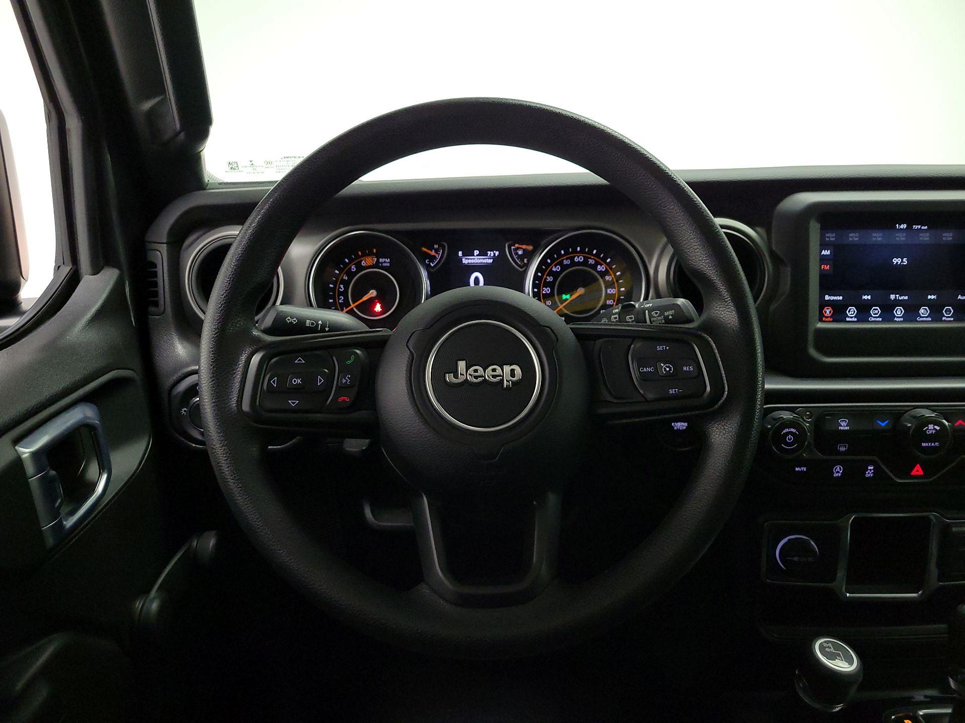 Thumbnail: 2022 Jeep Wrangler - 10