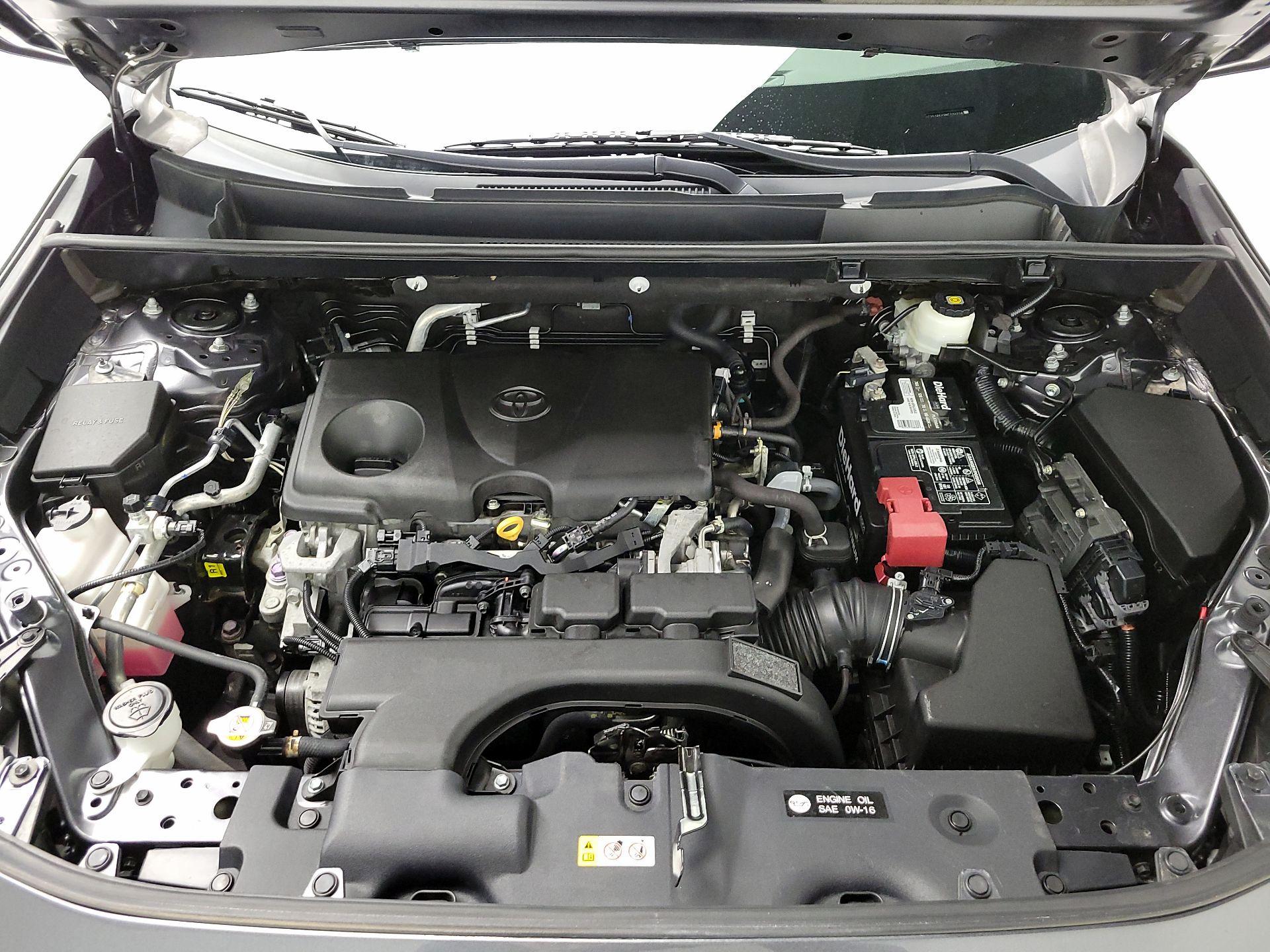 Thumbnail: 2021 Toyota RAV4 - 17