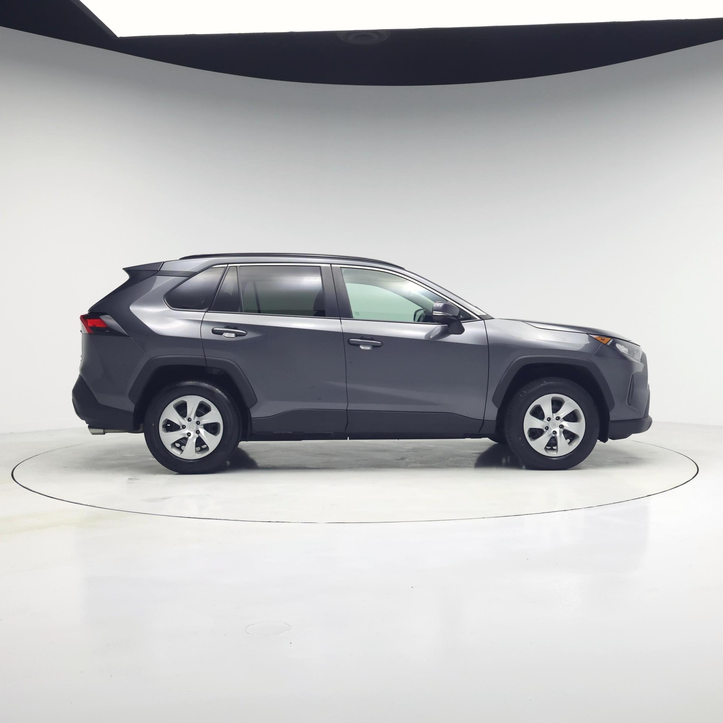 Thumbnail: 2021 Toyota RAV4 - 7