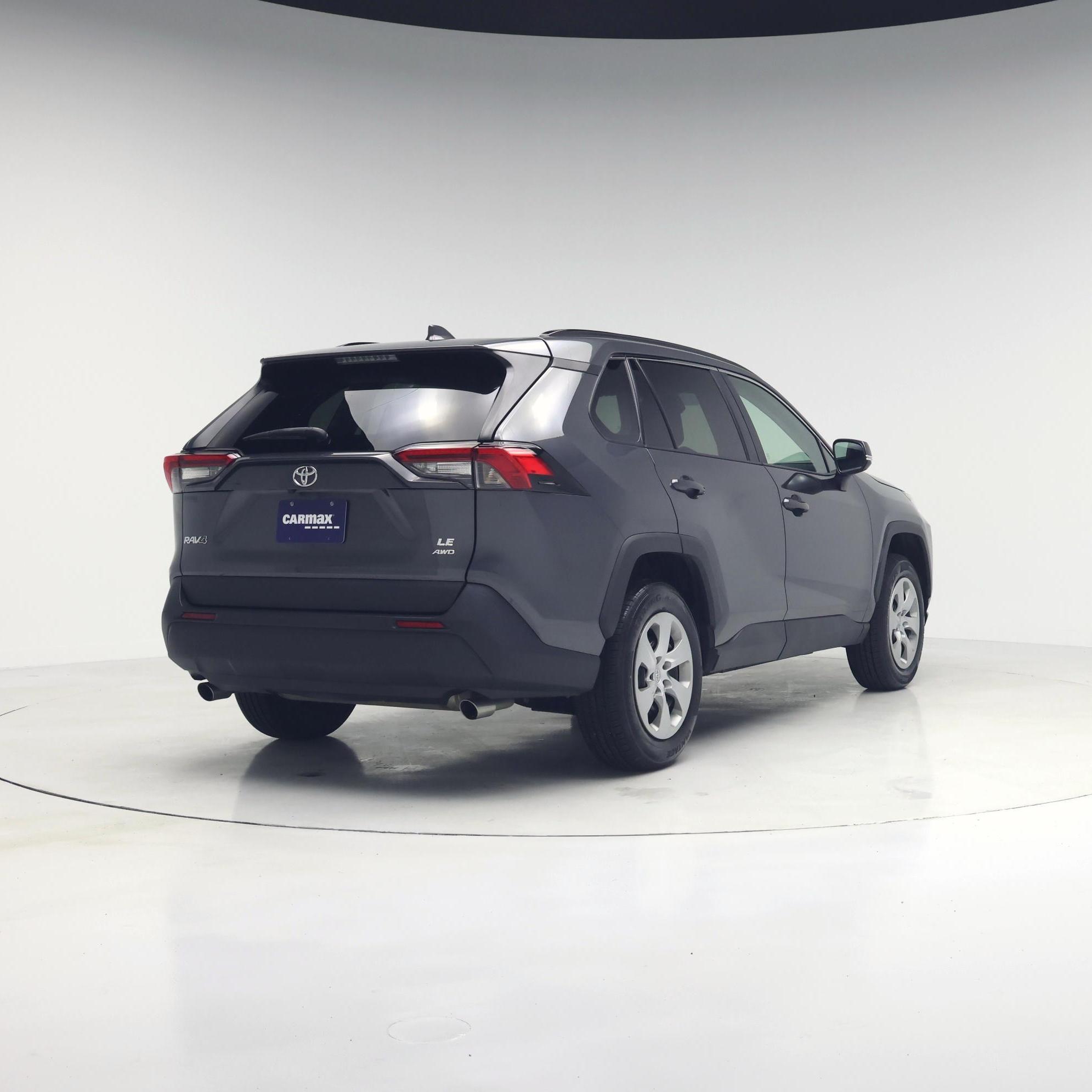 Thumbnail: 2021 Toyota RAV4 - 8