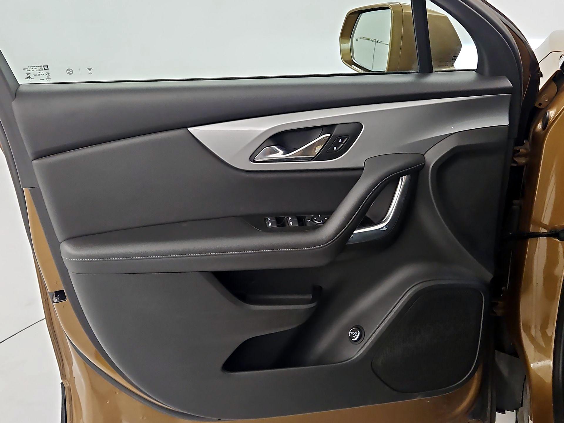 Thumbnail: 2019 Chevrolet Blazer - 12