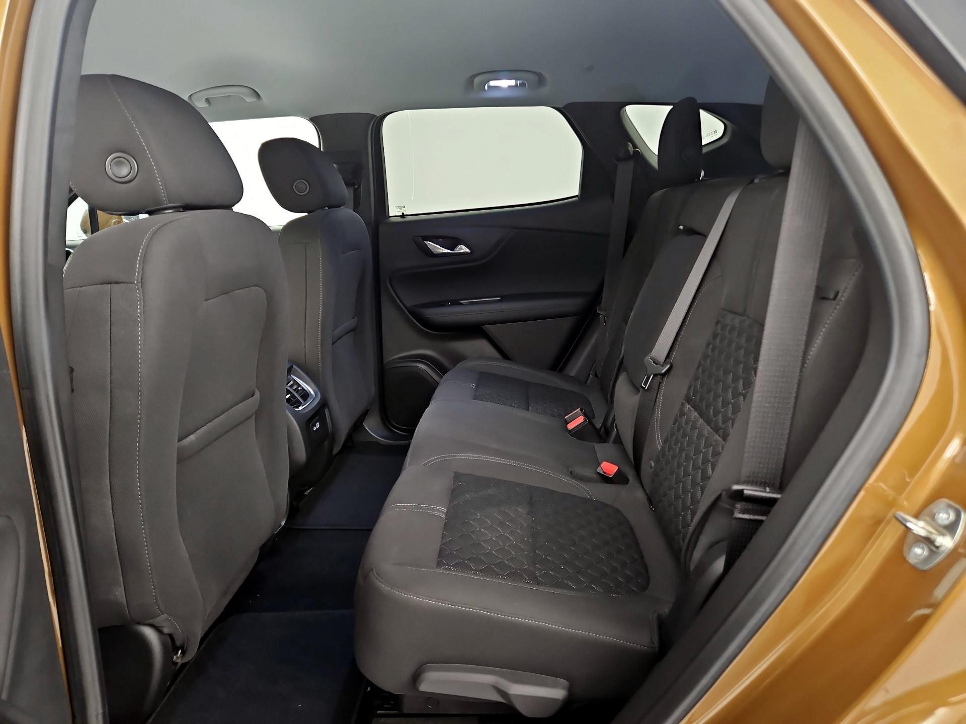 Thumbnail: 2019 Chevrolet Blazer - 19