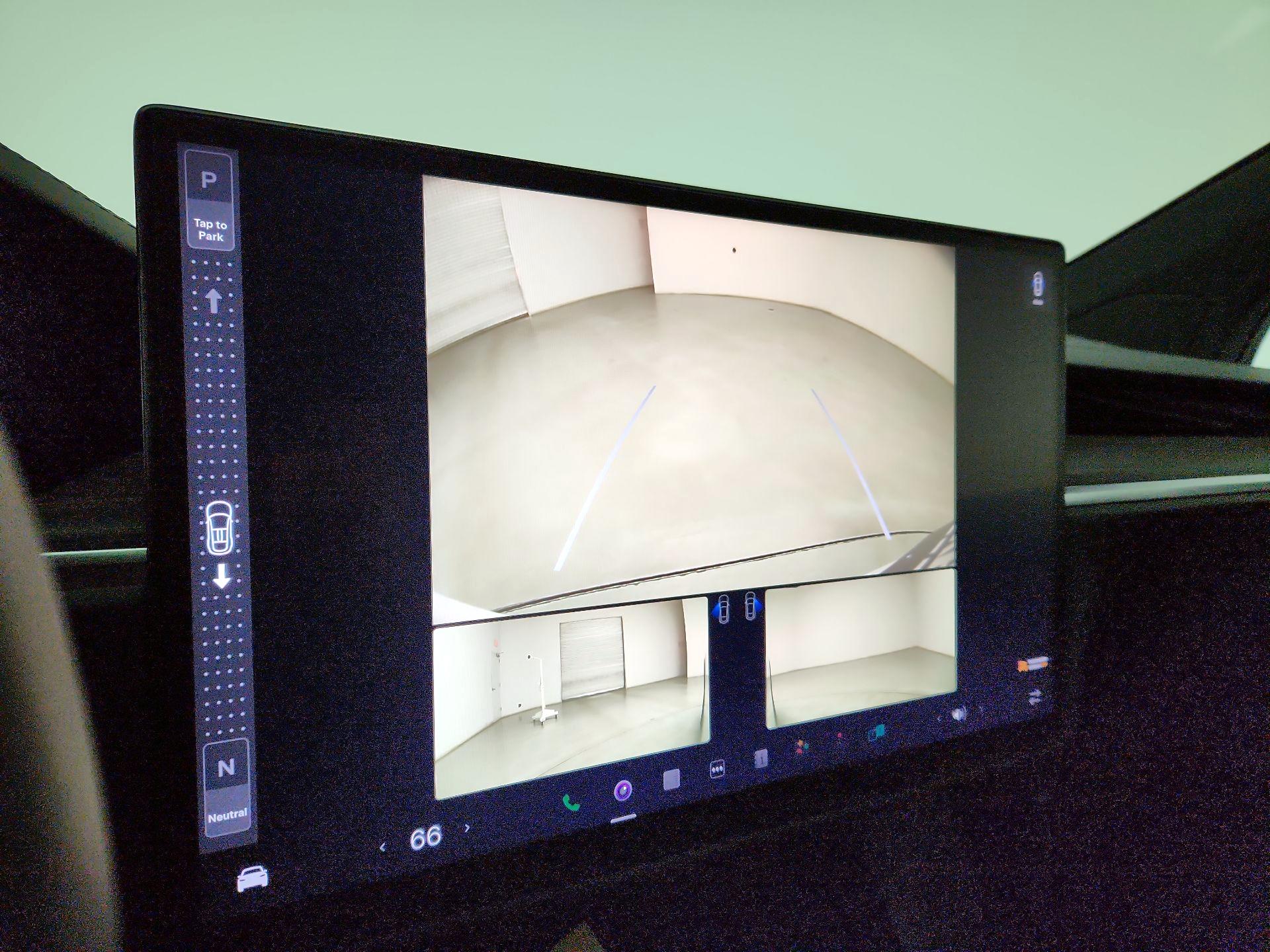 Thumbnail: 2024 Tesla Model X - 14