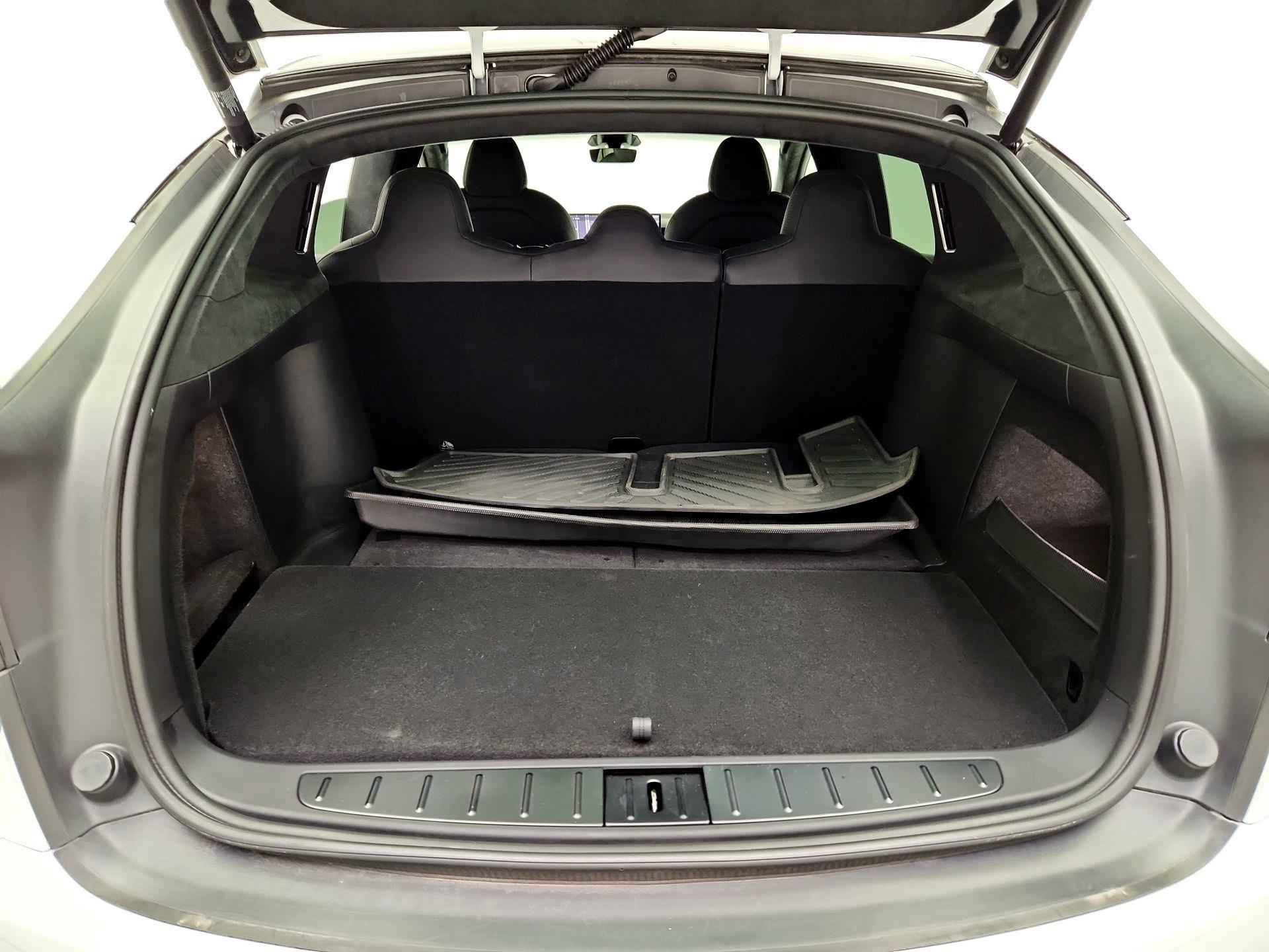 Thumbnail: 2024 Tesla Model X - 20