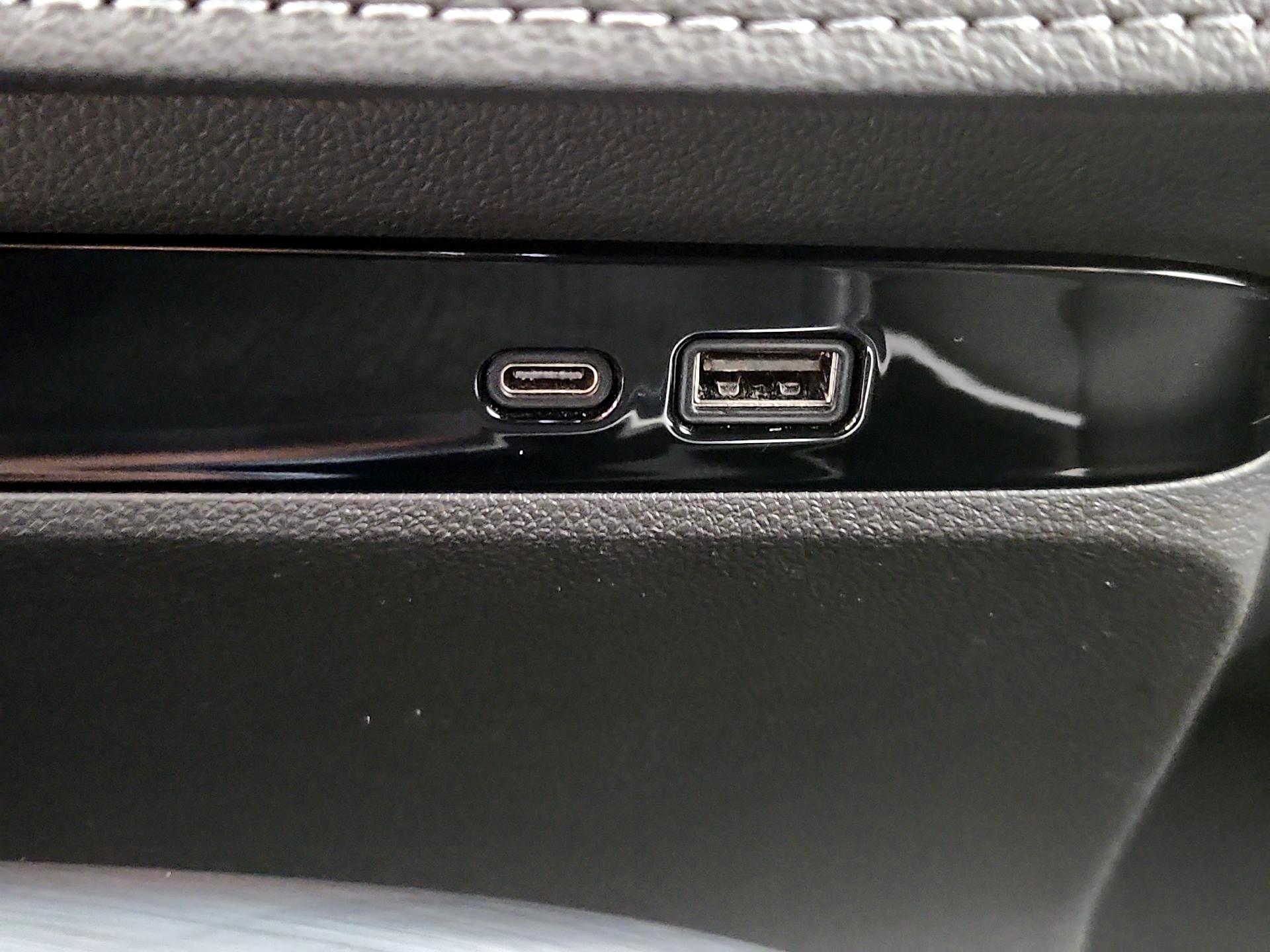 Thumbnail: 2025 Buick Enclave - 18